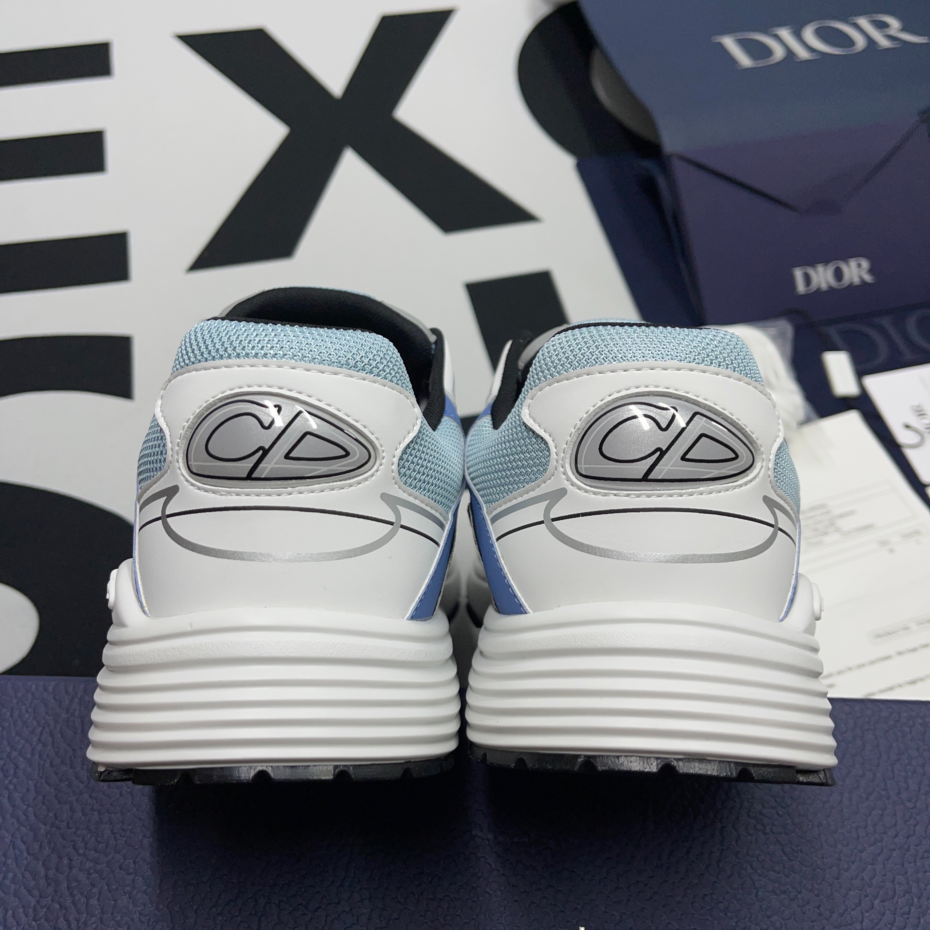 D*or sports sneakers