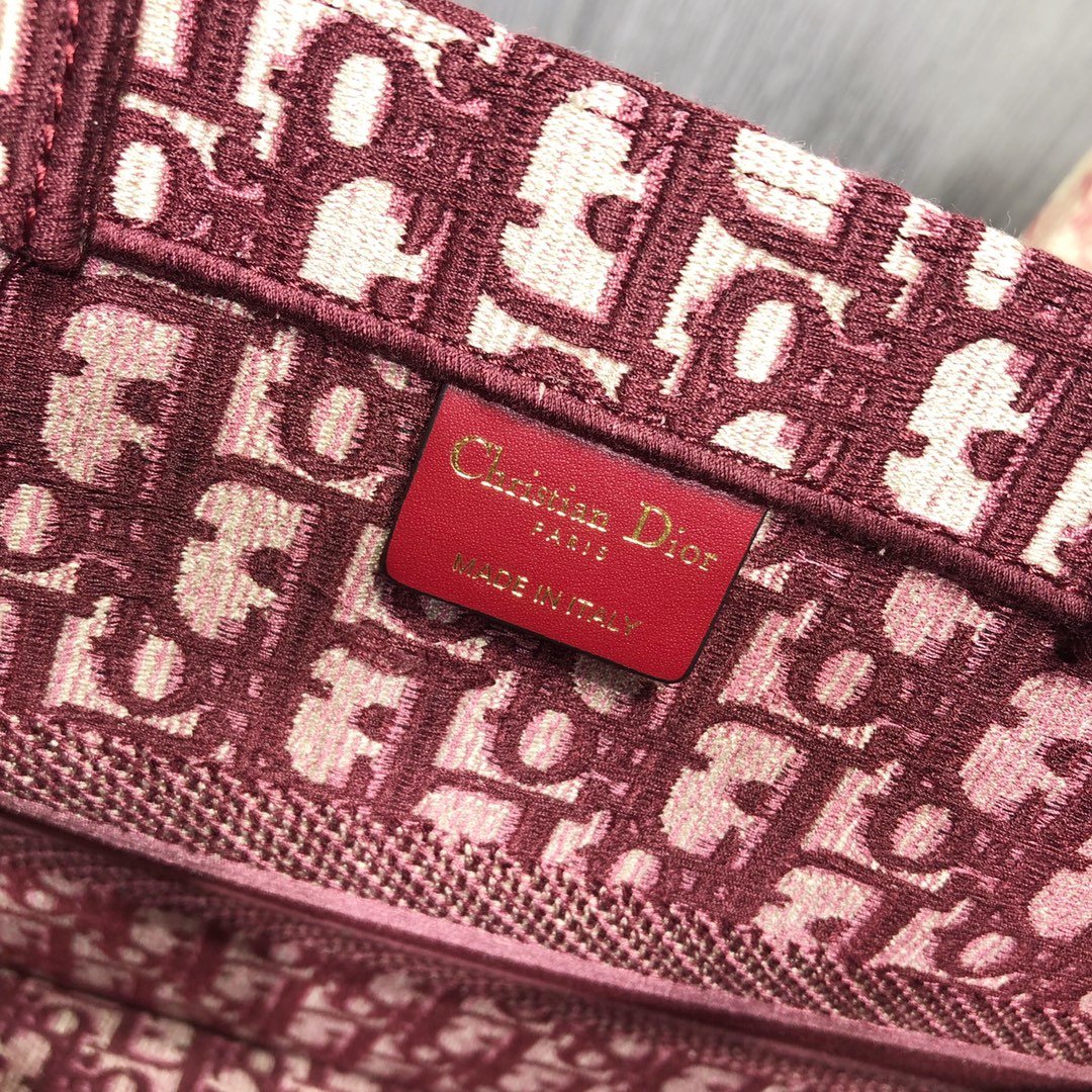 D*or small book tote-36.5cm