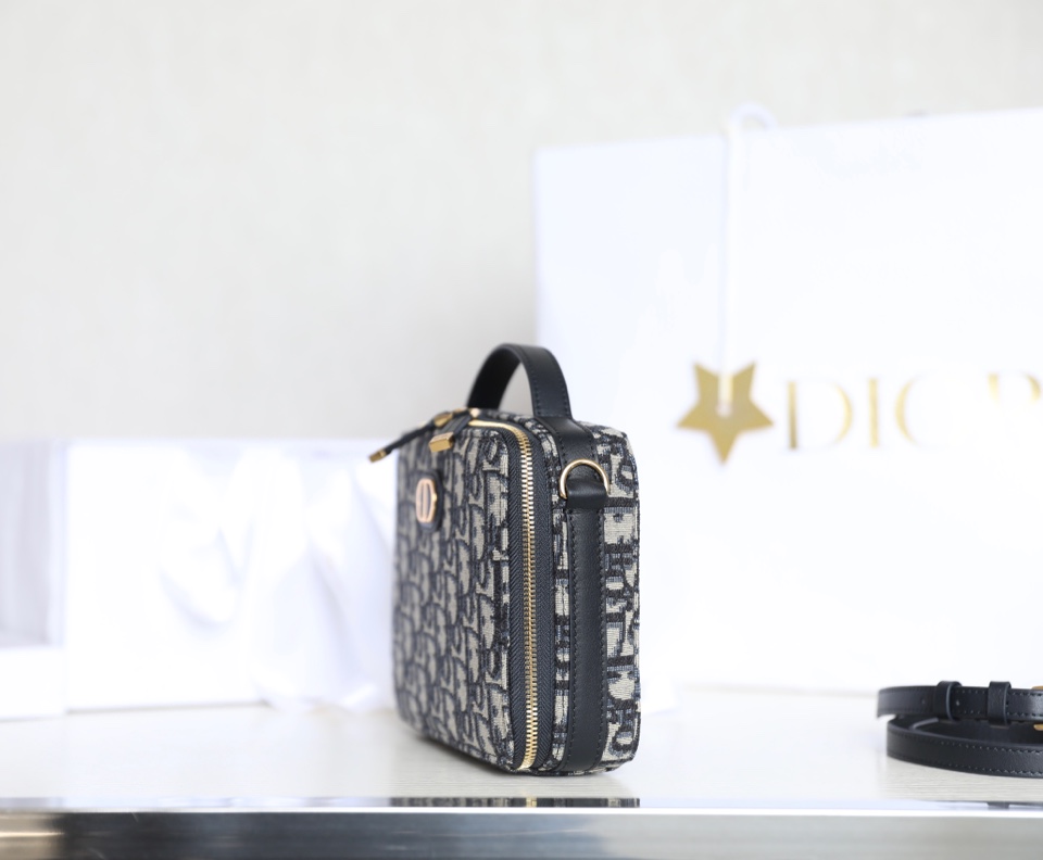 D*or camera bag-19.5*15*6cm