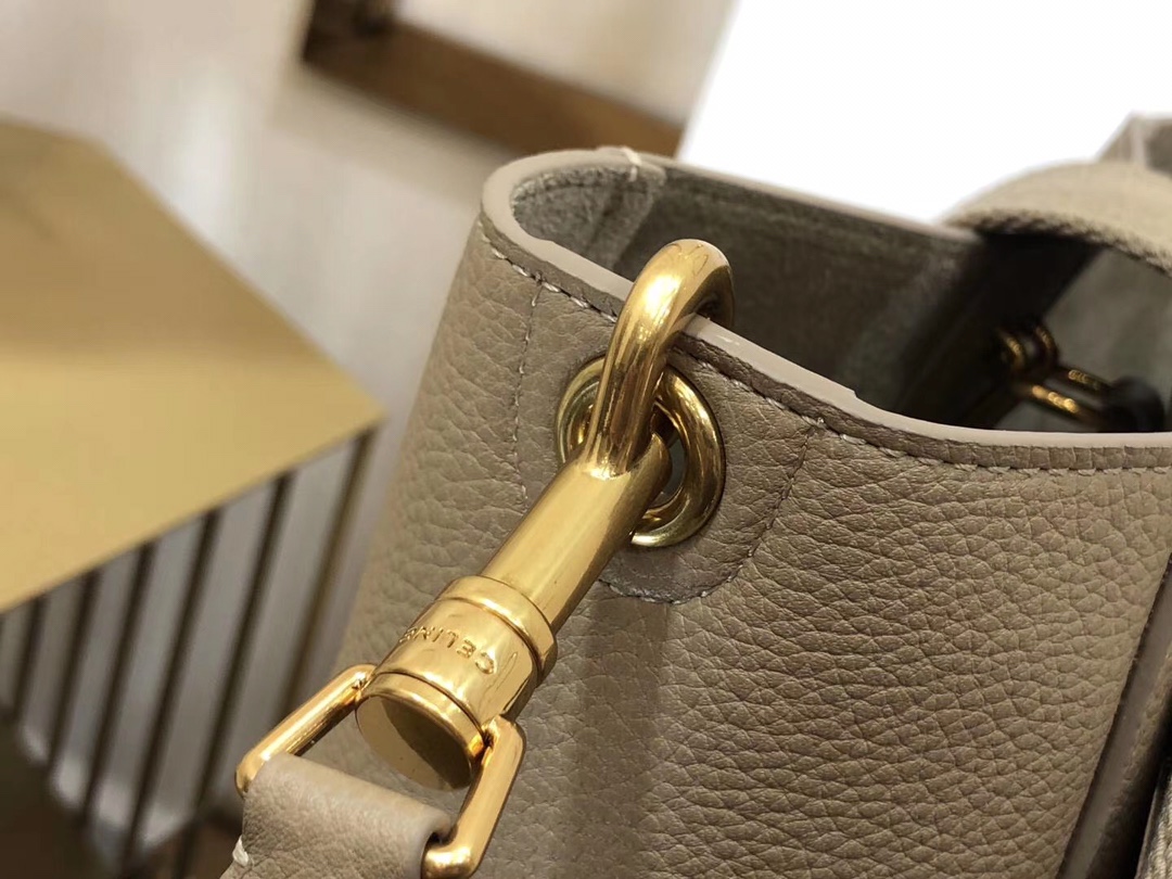 Celin Suau Sangle Bucket In Soft Grained Calfskin-17.5*24.5*12CM