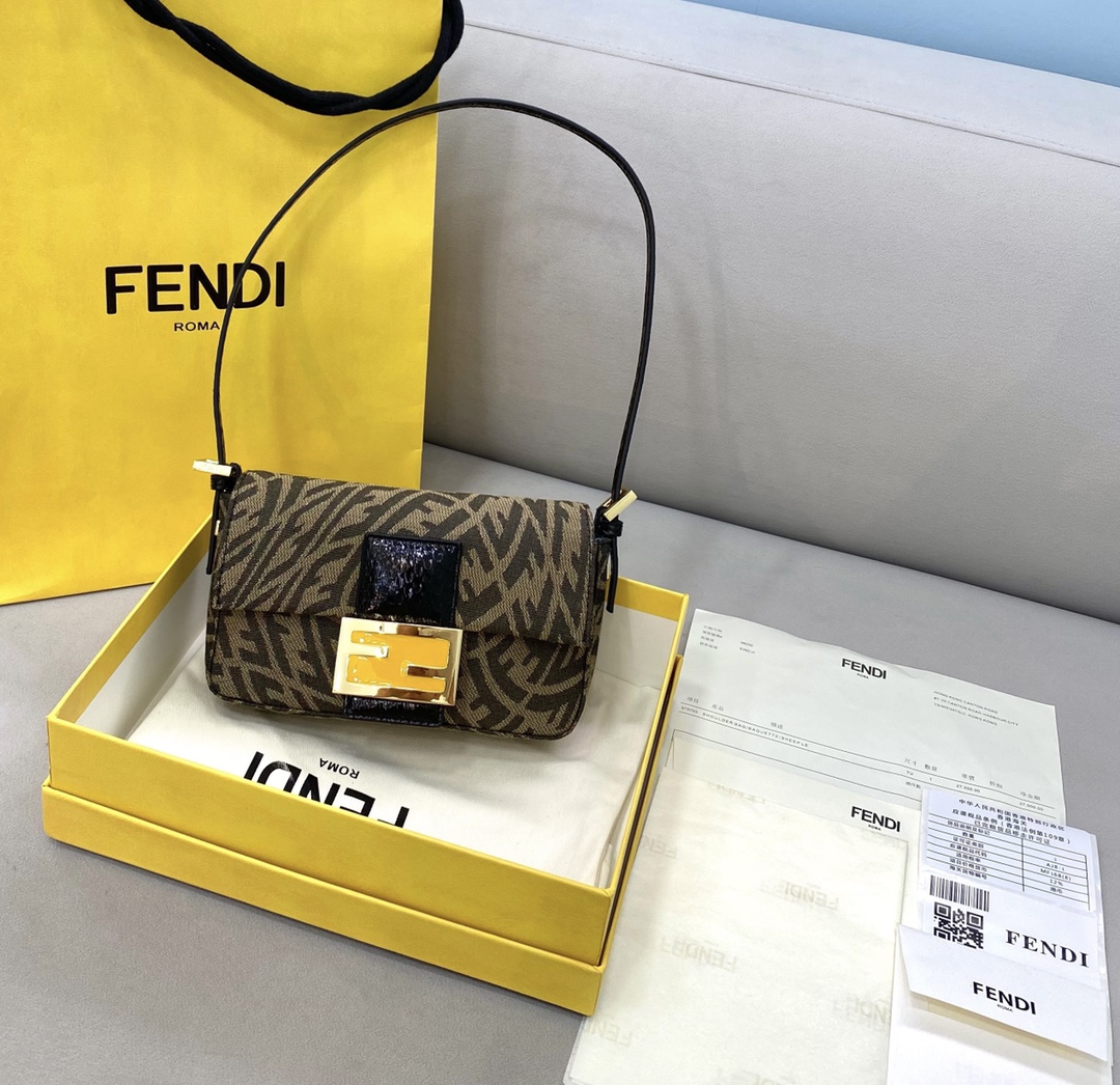 F**di baguette bag