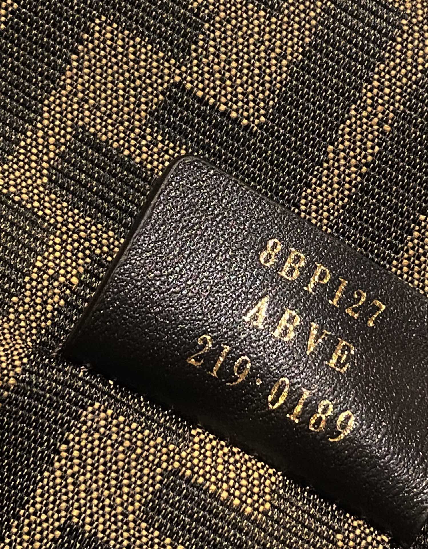 F**di first bag-26*18*9.5/32.5*23.5*15cm(brown)