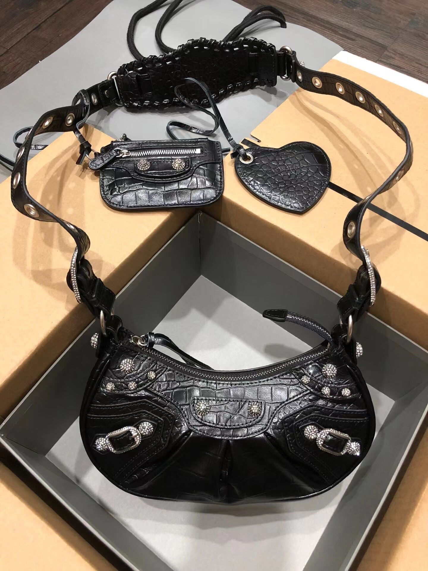 Balenciag Le Cagole Handbags-26*16*10CM