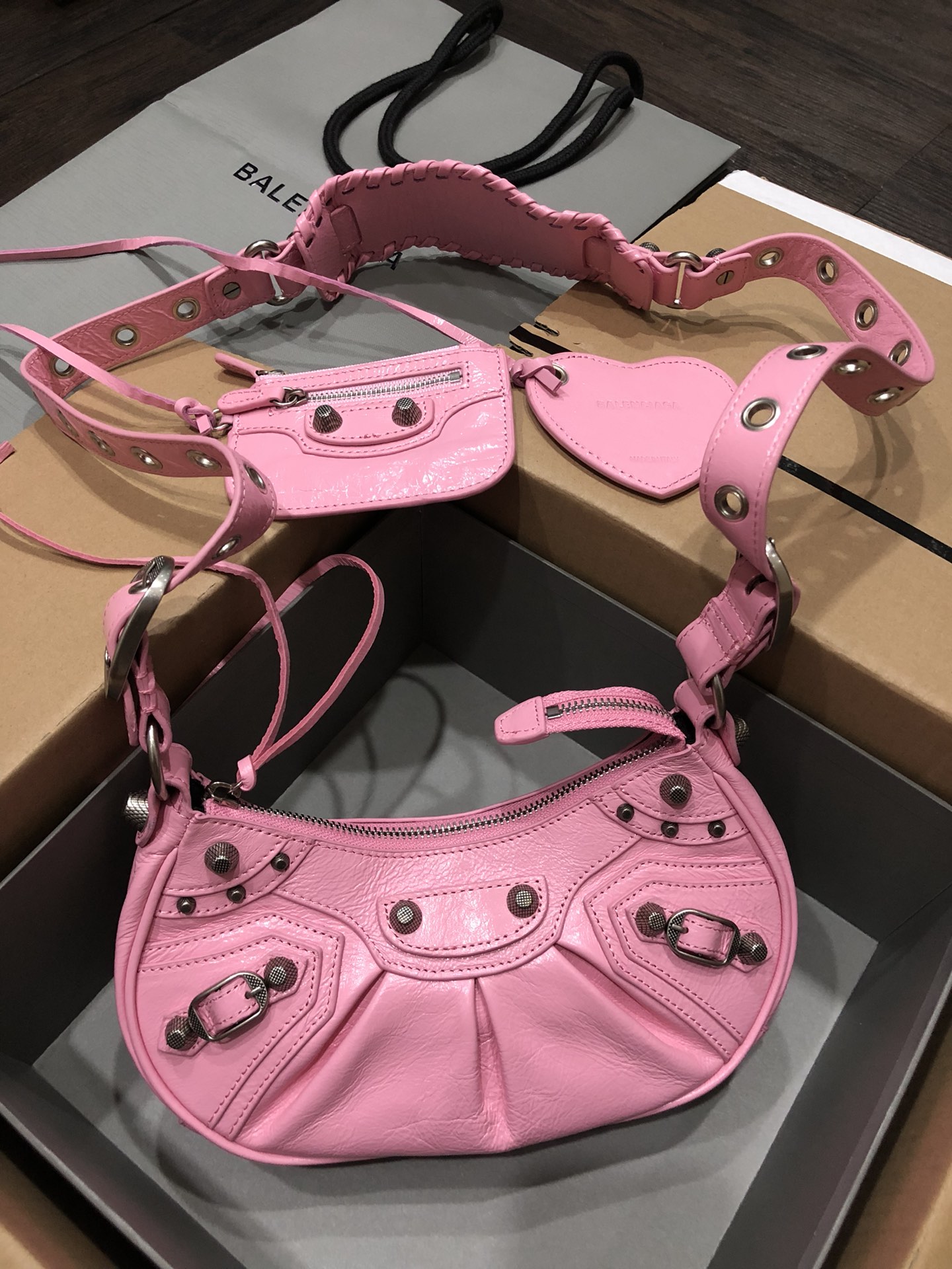Balenciag Le Cagole Handbags-26*16*10CM