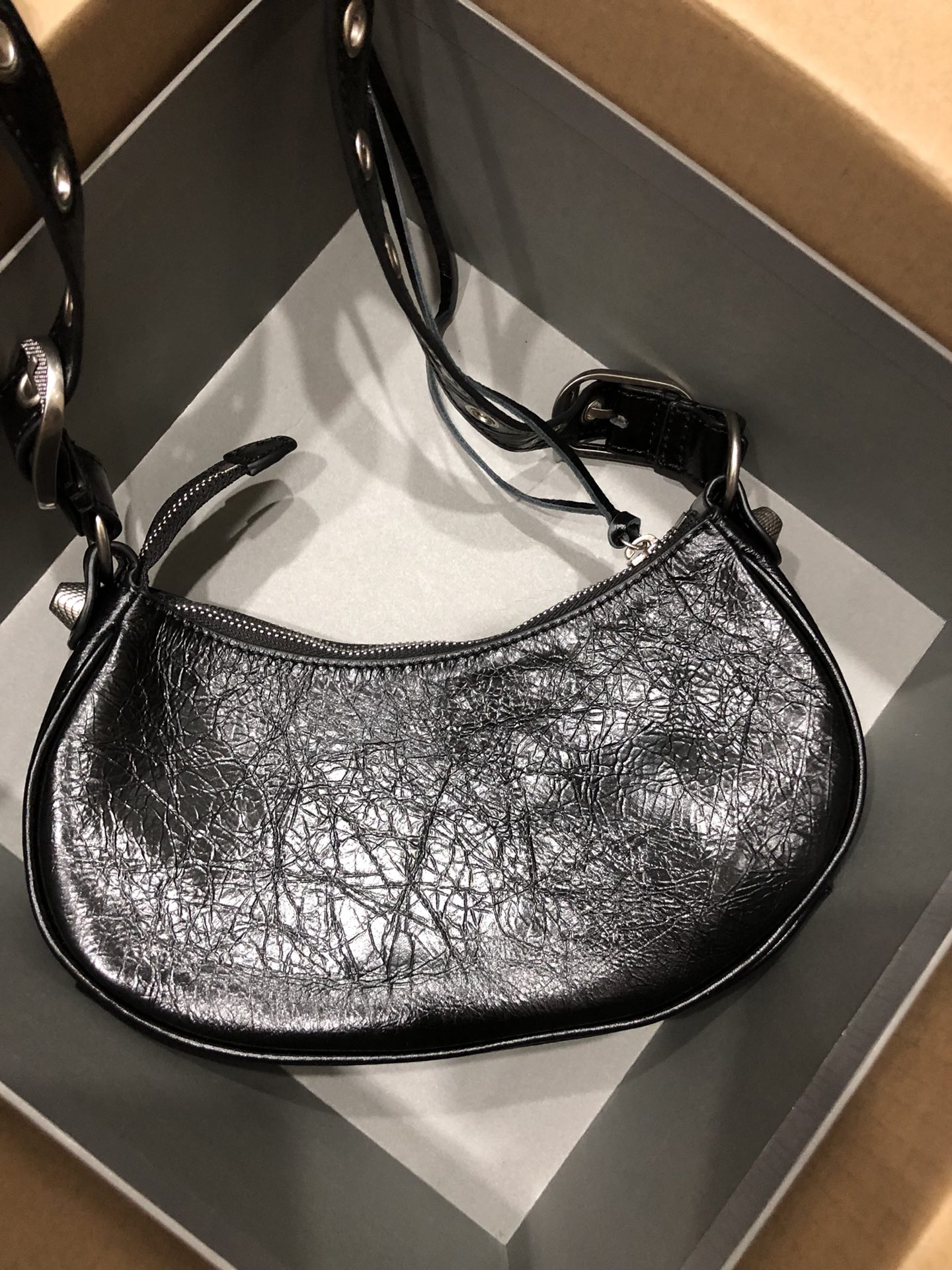 Balenciag Le Cagole Handbags-26*16*10CM