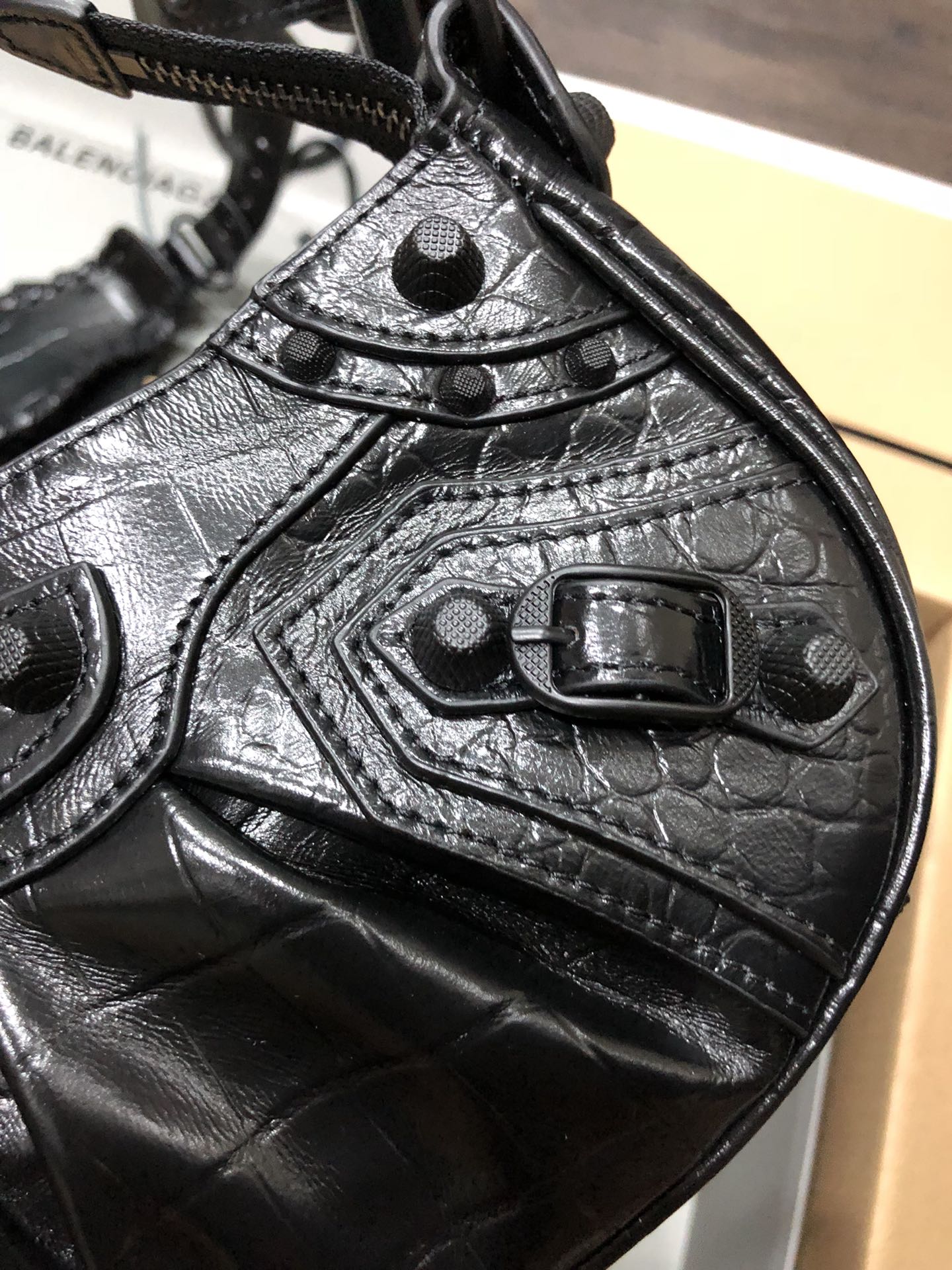 Balenciag Le Cagole Handbags-Crocodile-26*16*10CM
