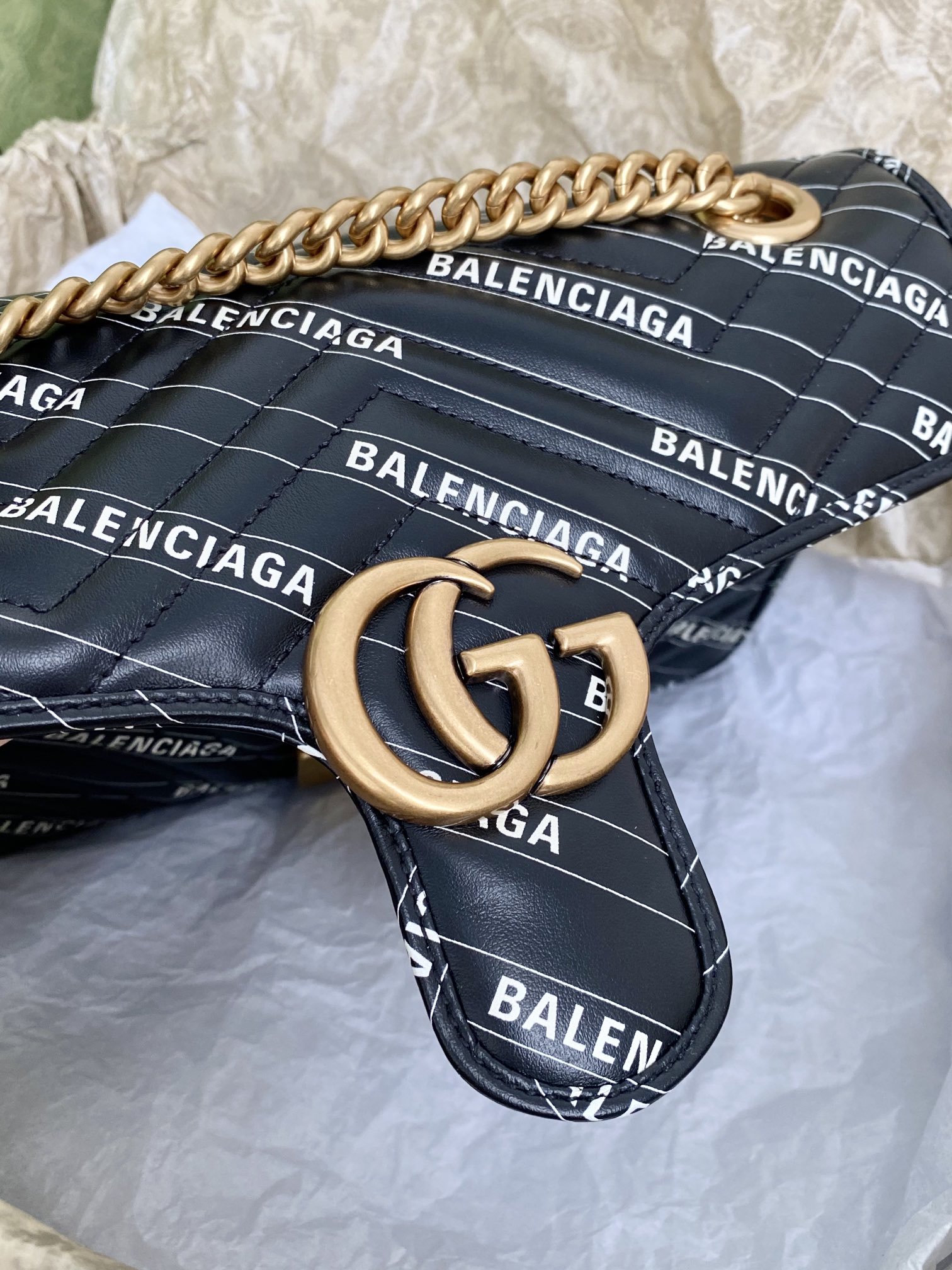 G*u*i&ba*len*cia*ga marmont bag-26*15*7cm