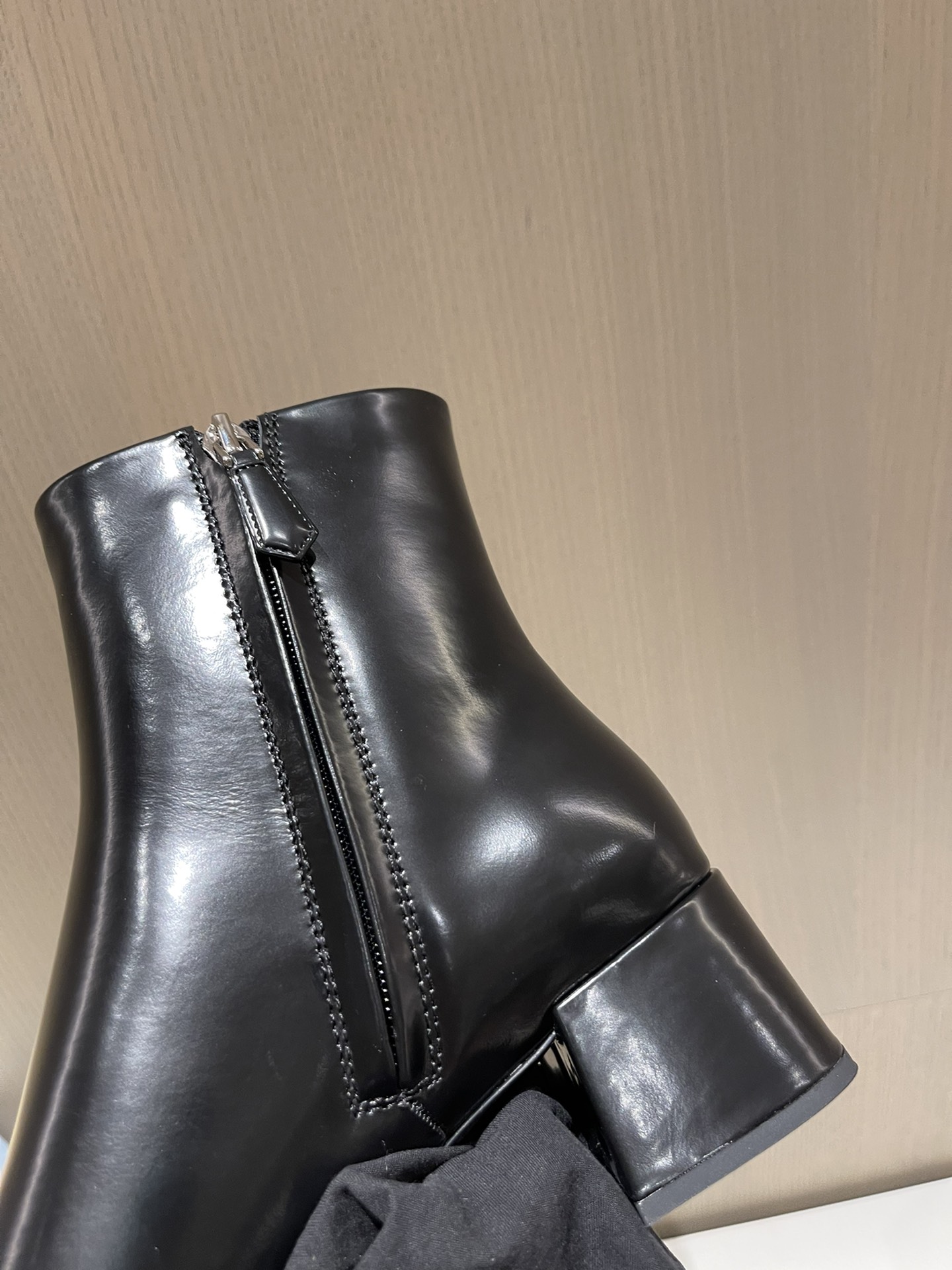 Pra*a loafers 2022ss