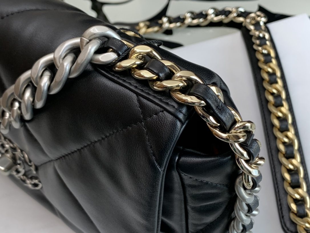Ch@nel 19 Flap Bag-26CM