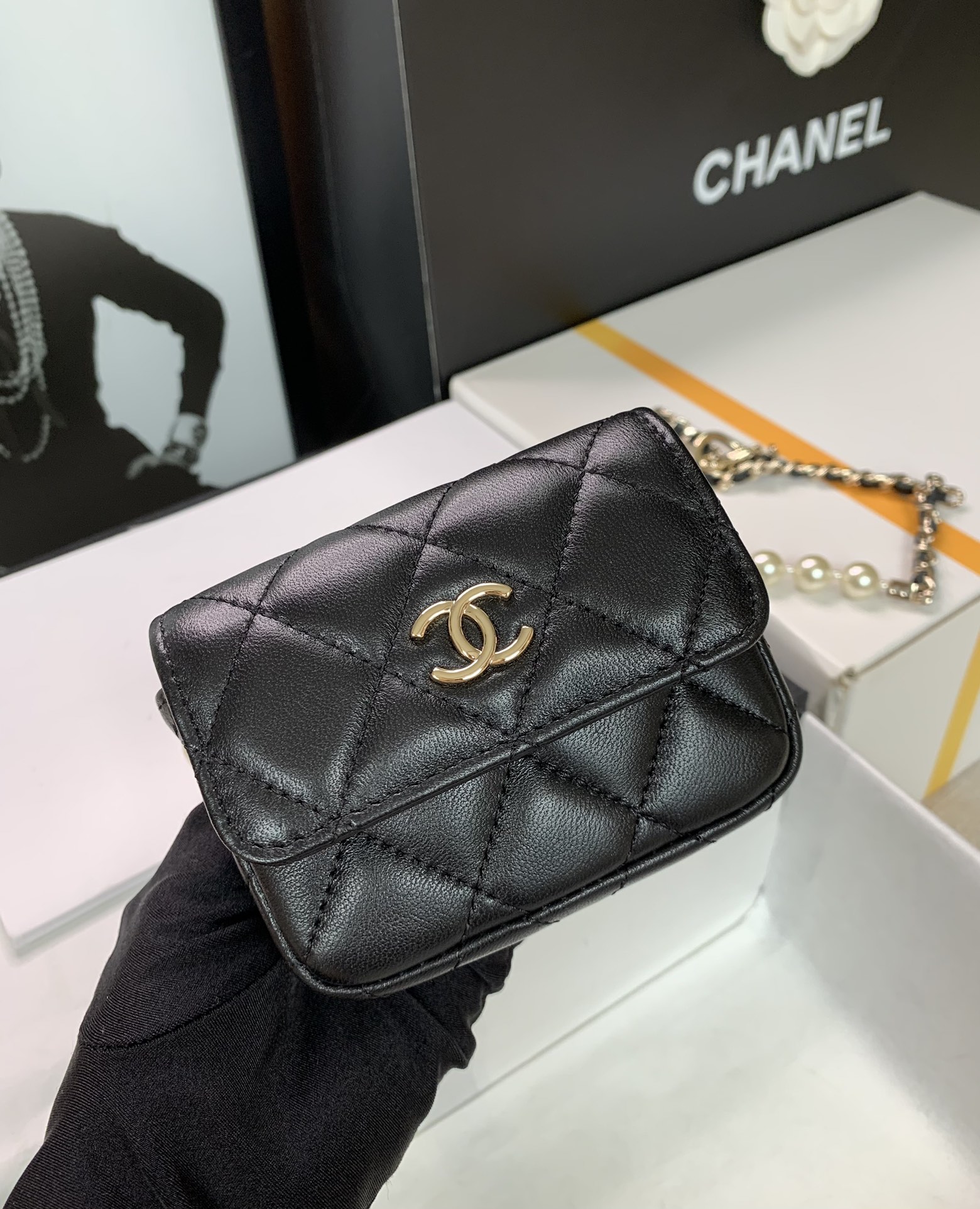 Ch@nel 2022SS Pearl Chain Waist Bag