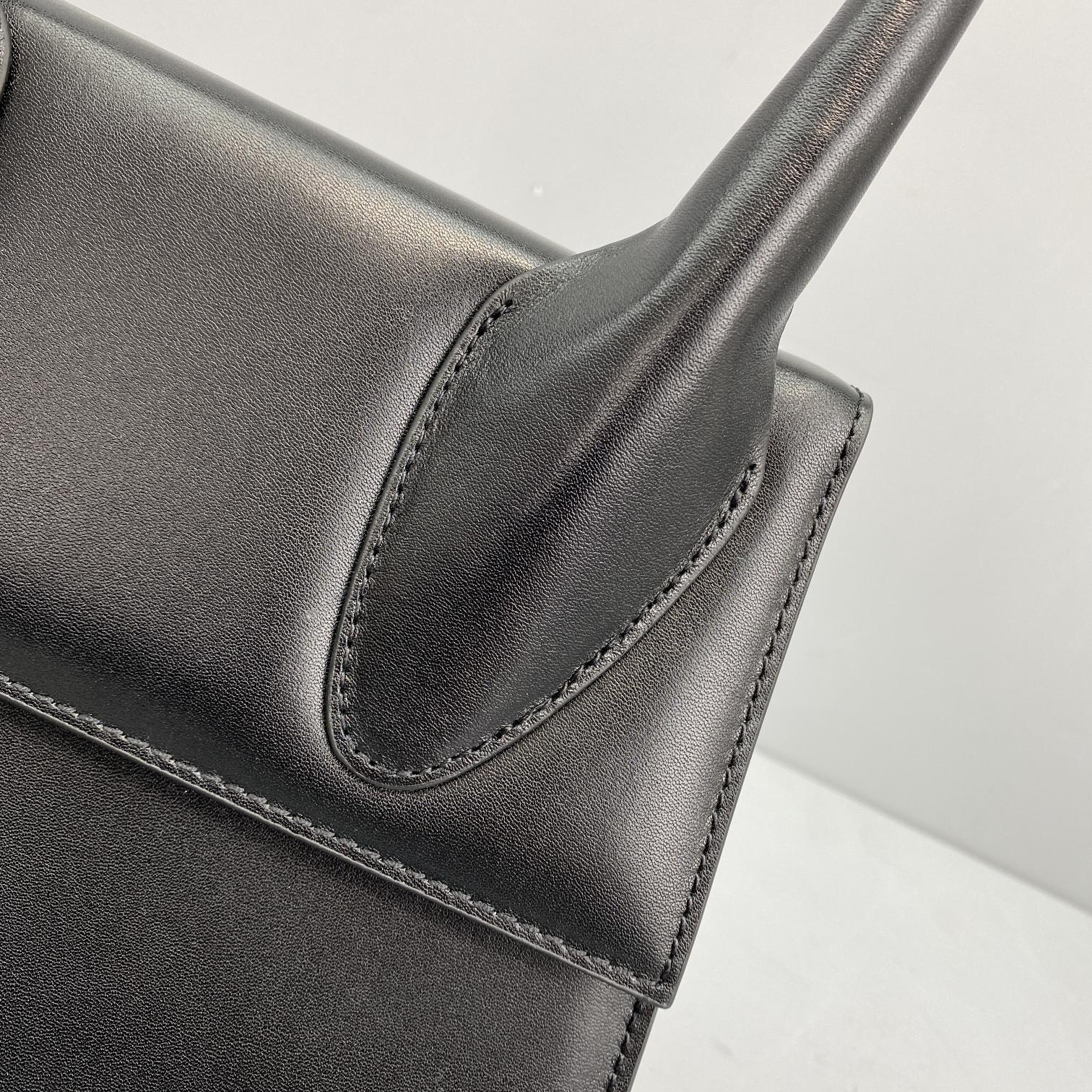 Ja*qvemvs large bamnino bag-24x13x7cm
