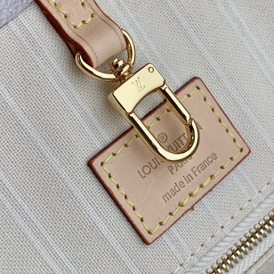 l0*is V*t0n by the pooll onthego handbag-35*27*14cm