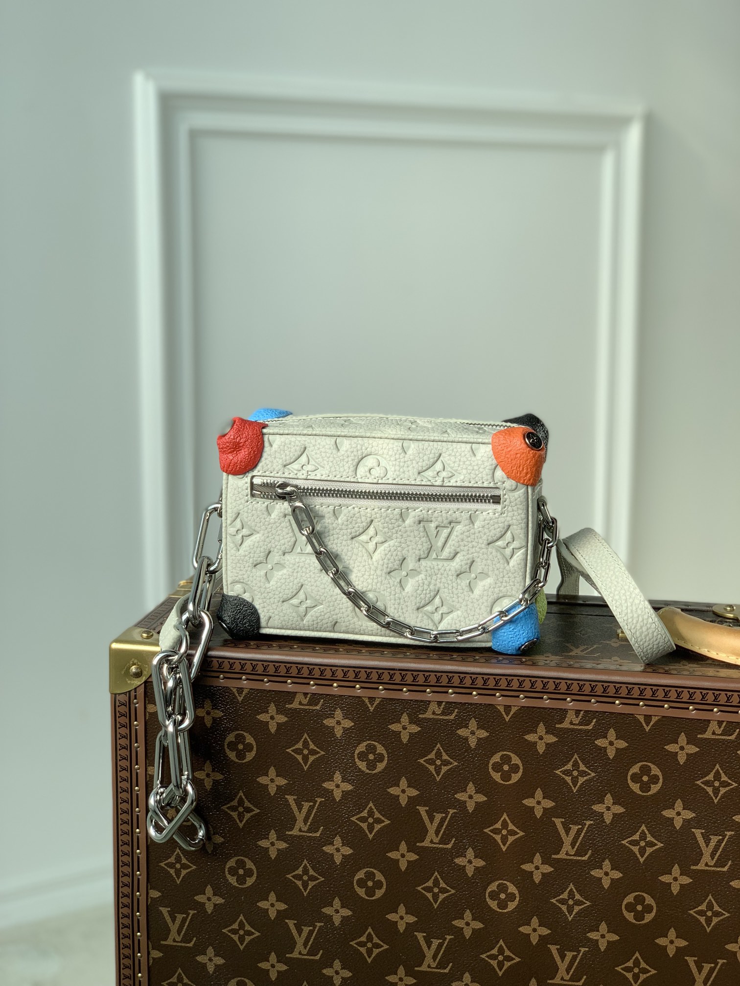 l0*is V*t0n mini soft trunk-m81606 -18*13*8m