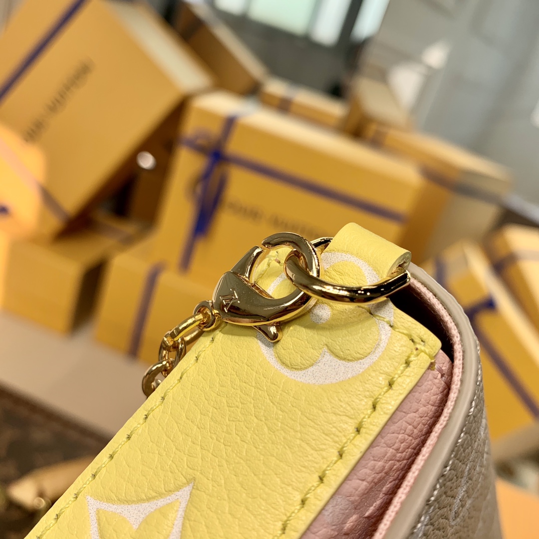 l0*is V*t0n spring in the city pochette félicie wallet -21*12*3cm