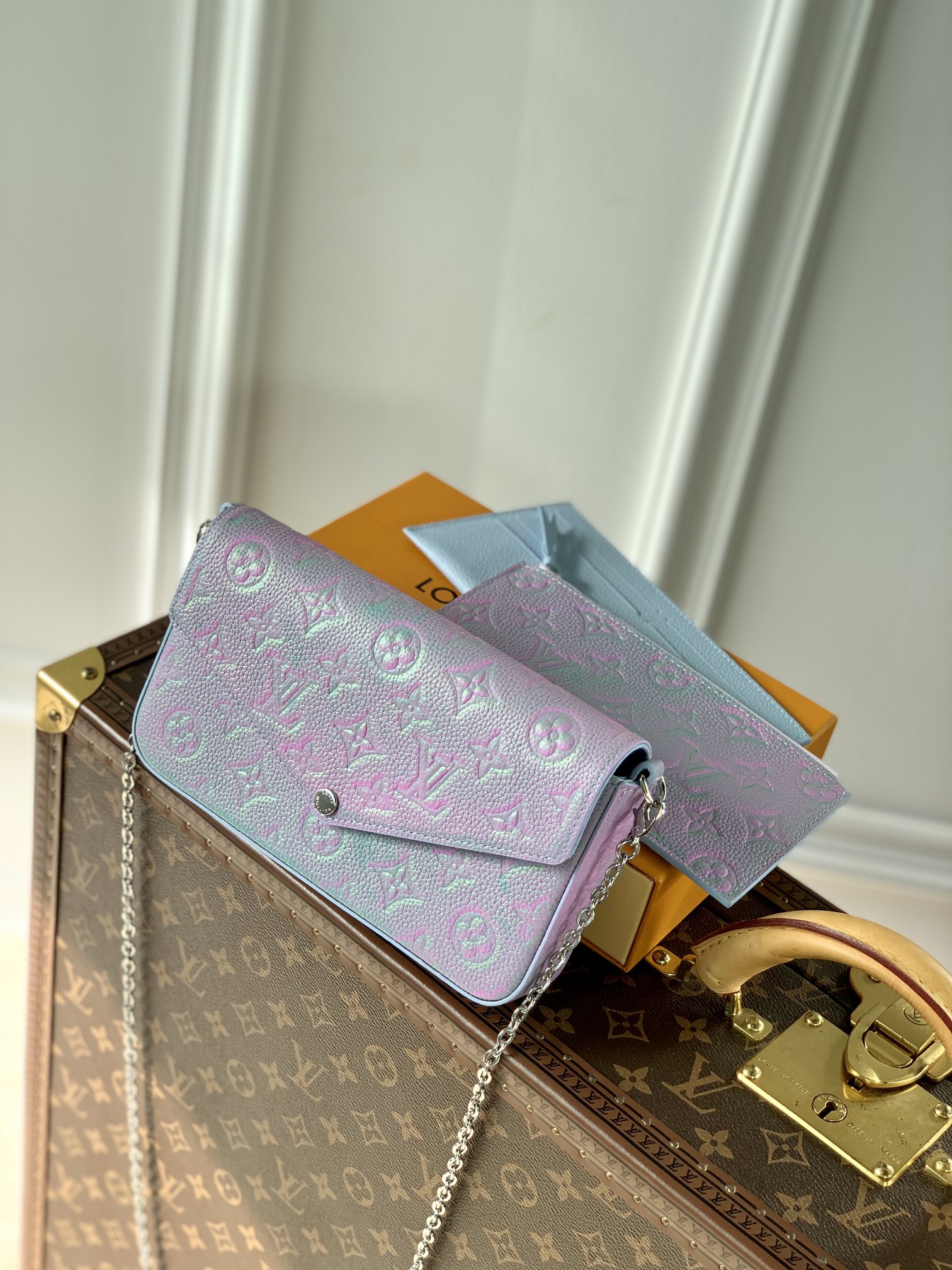 l0*is V*t0n pochette félicie wallet -21*12*3cm