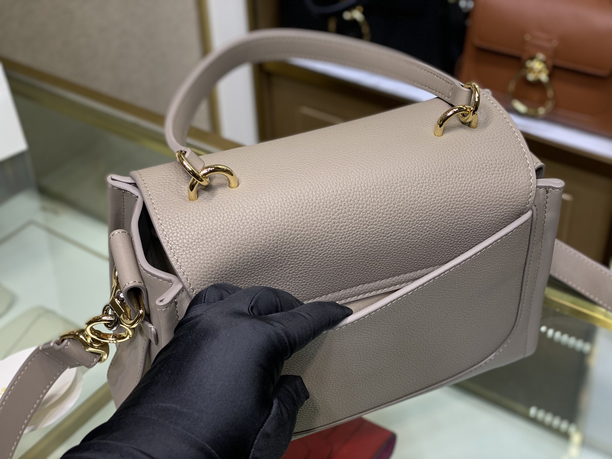 Ch10e tess bag-21*8*17cm