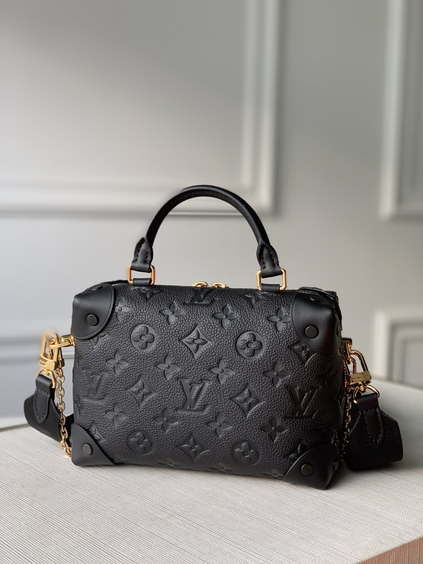 l0*is V*t0n petite malle souple-20x12x9.5cm