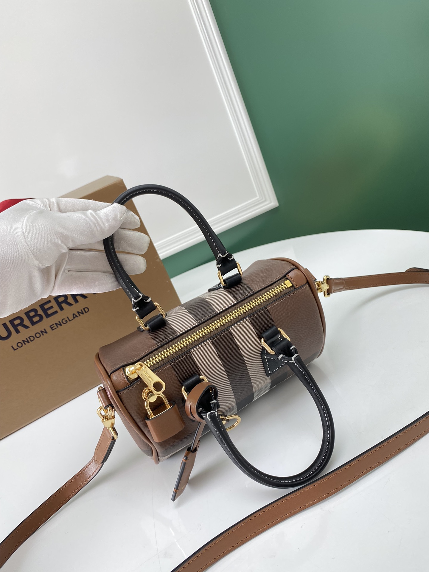 B**rry handbags-18.5*11*12 /30*15*21cm