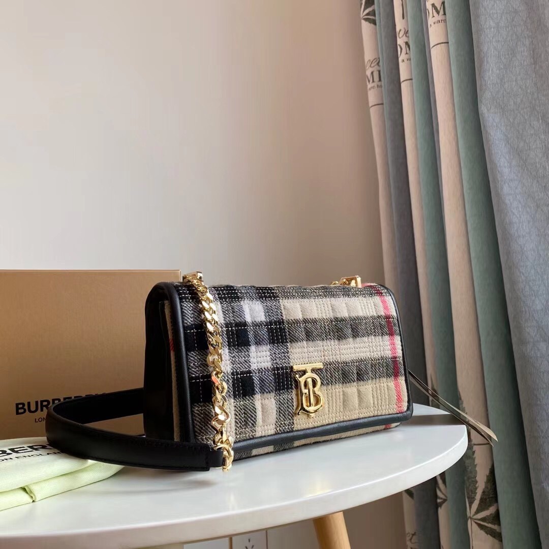 B**rry lola chain bag-23*13*6cm