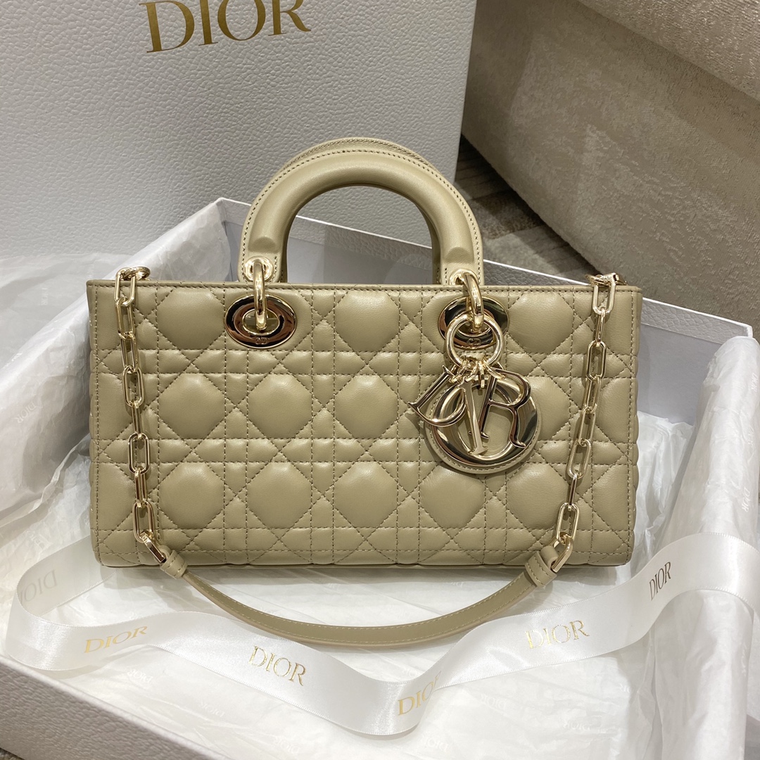 D*or lady bag-26 x 13.5 x 5 cm