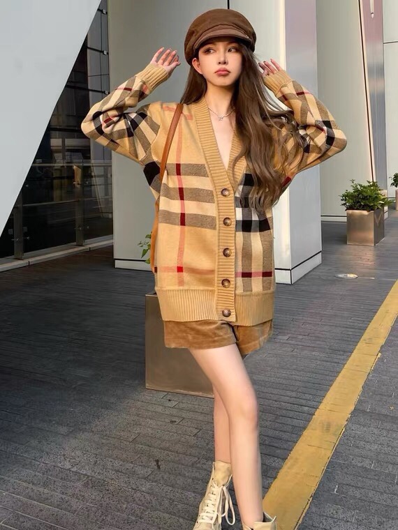 B**rry coat