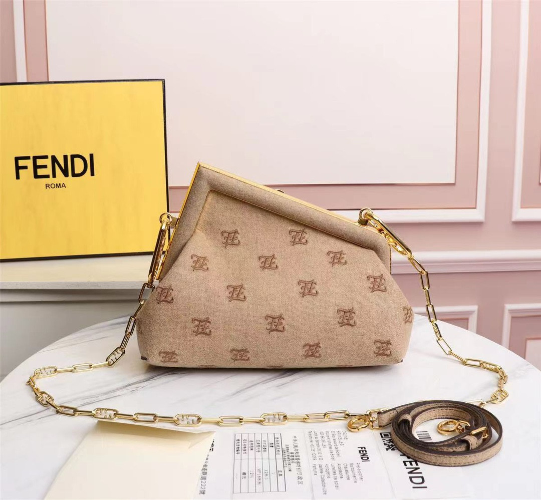 F**di first bag-26*9.5*18cm