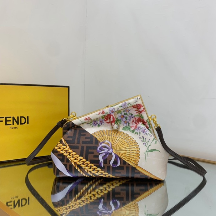 Fendace First Bag-26*9.5*18CM