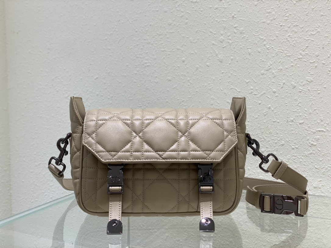 D*or camp bag-23×15×8cm