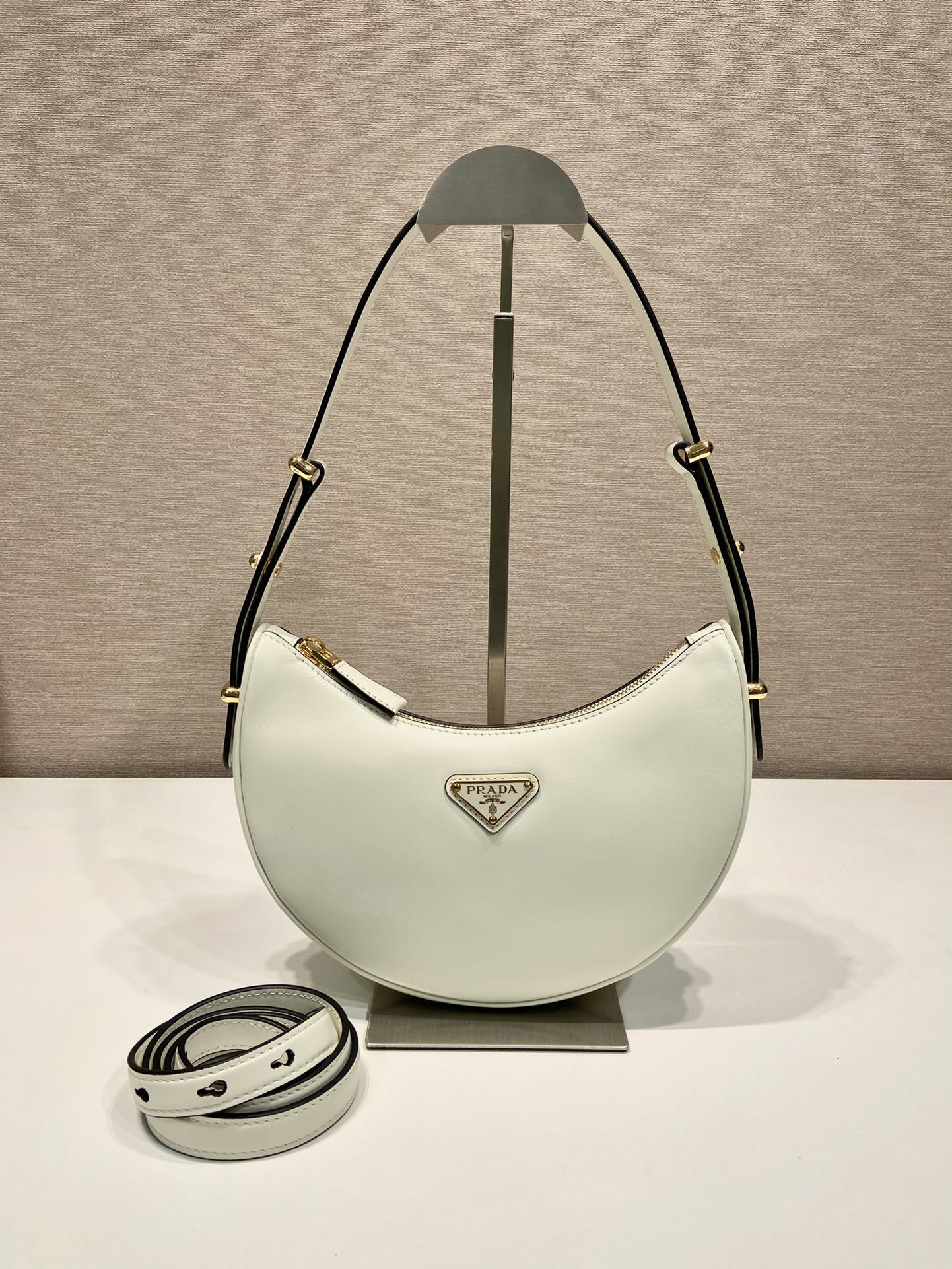 Pra*a moon handbags 1bc194-22.5*18.5*6.5cm