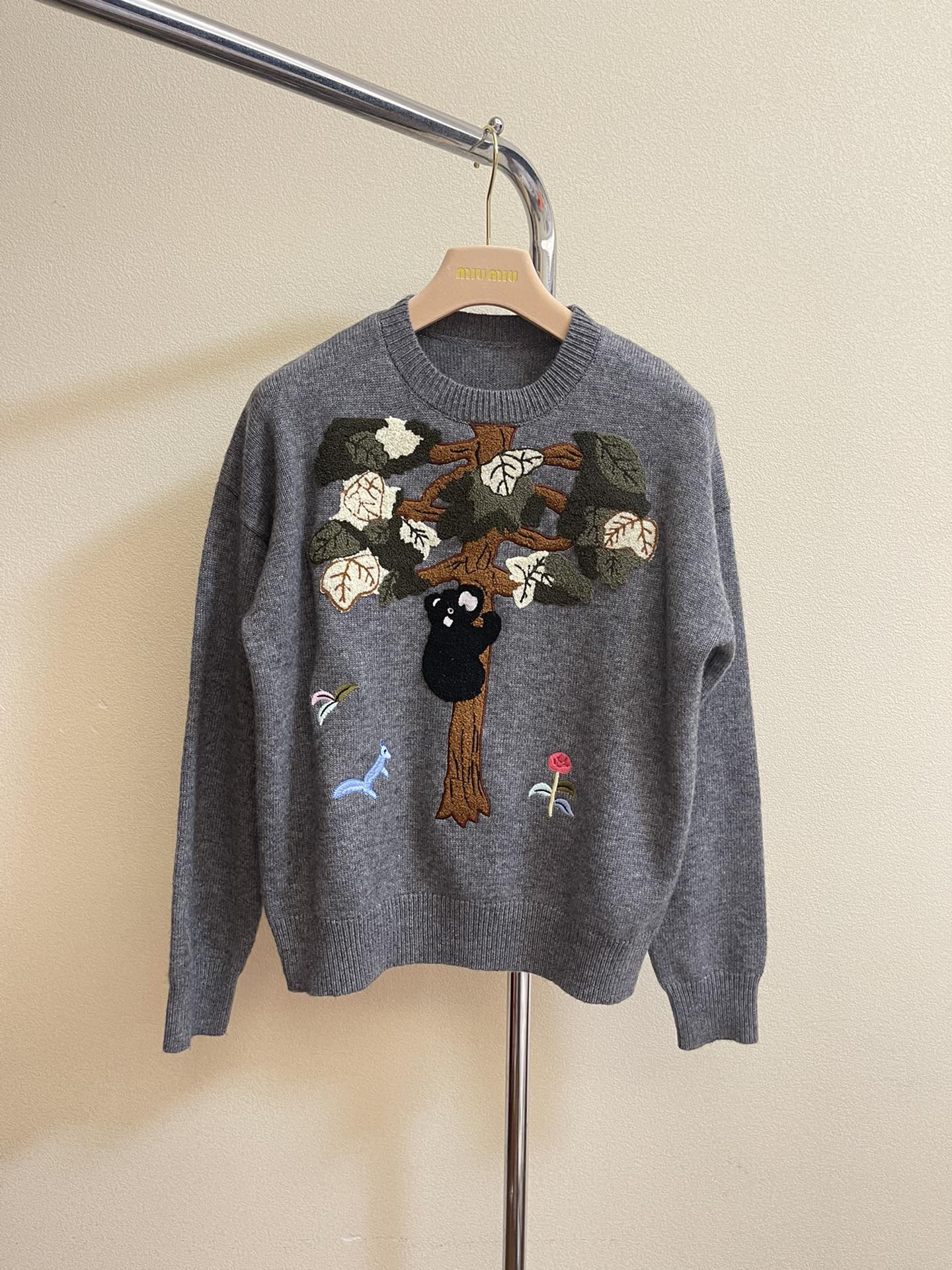 L0ew*&suna fujita sweater