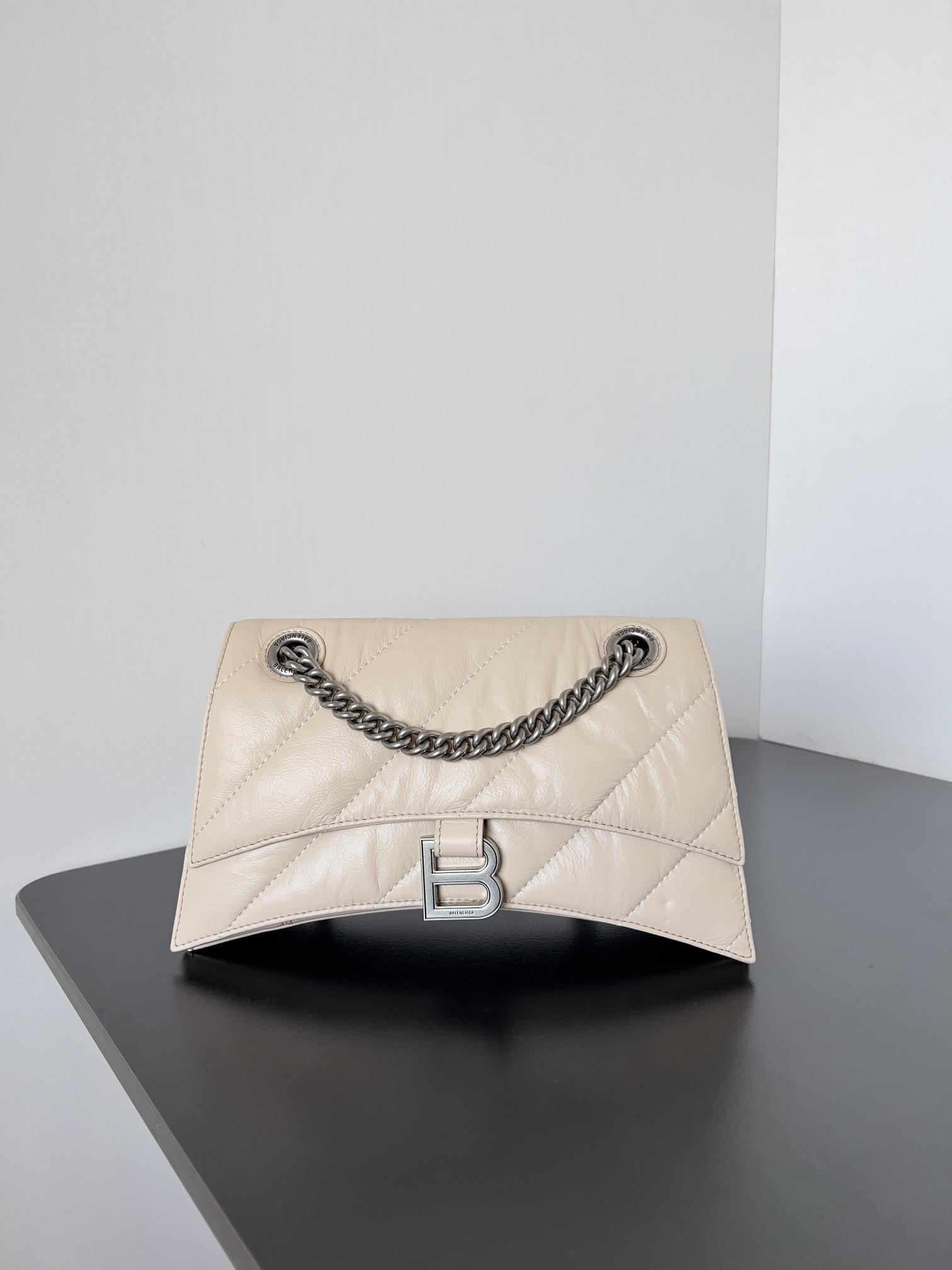 Ba*len*cia*ga crush chain bag-25.5*10*15.5cm
