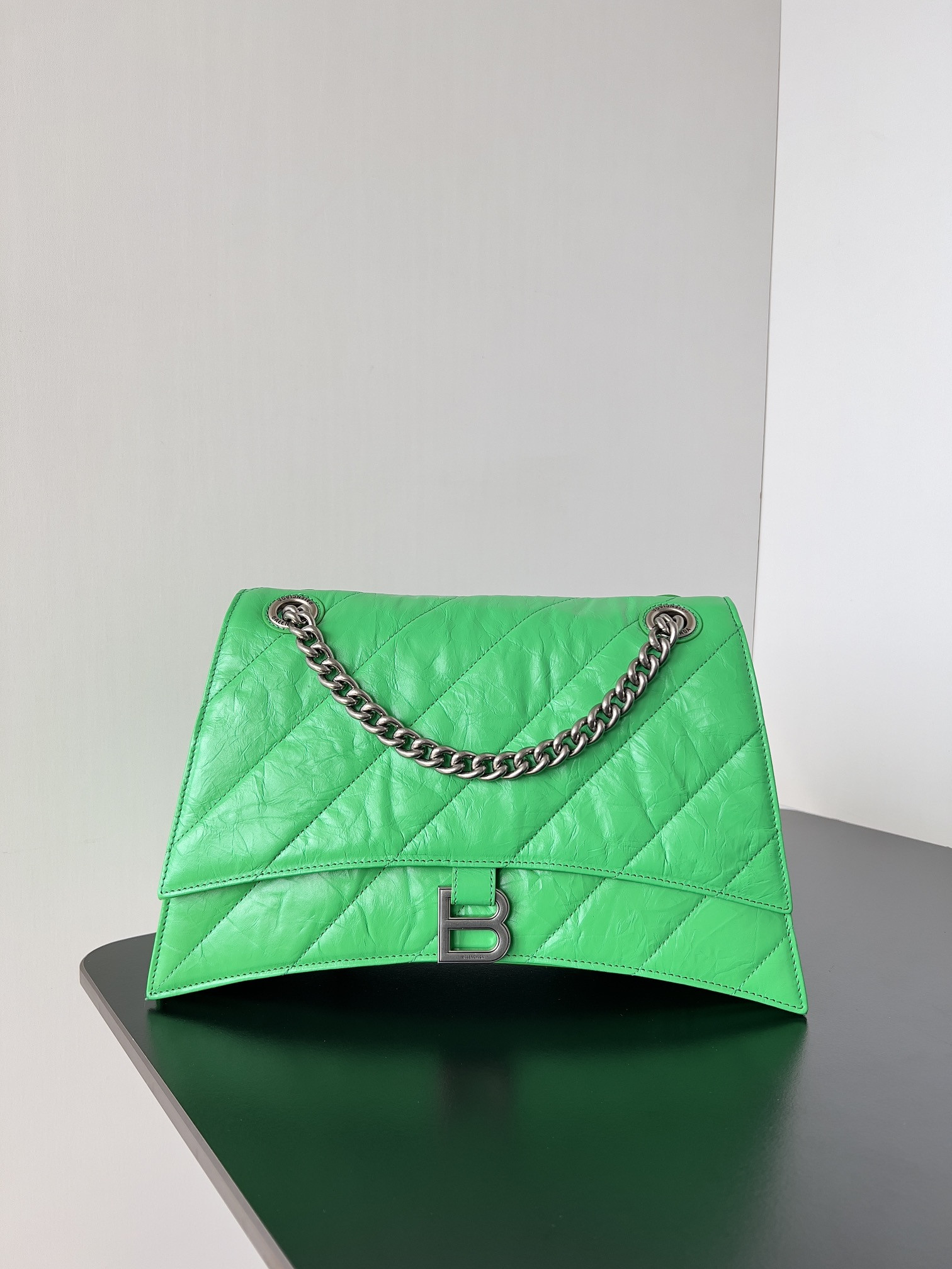 Ba*len*cia*ga crush chain bag-32*13*20.5cm