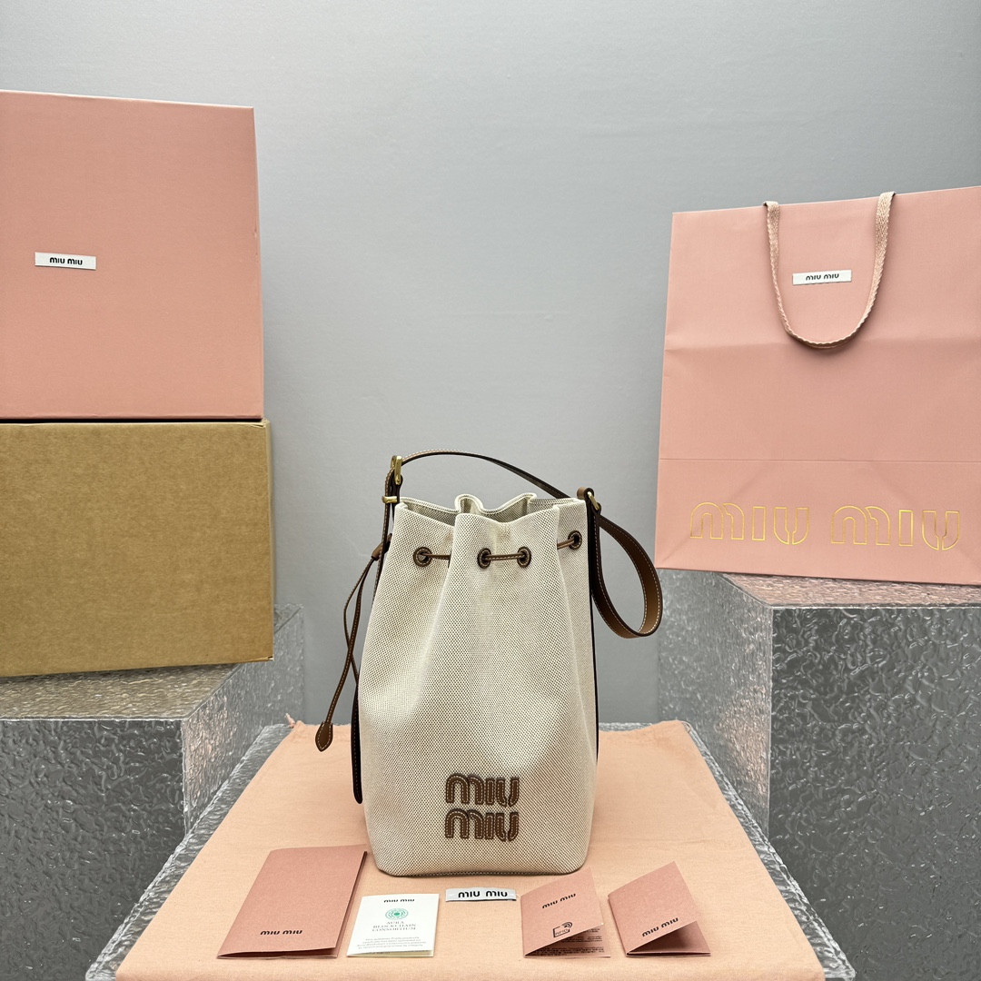 M*um*u bucket-23*17*29cm