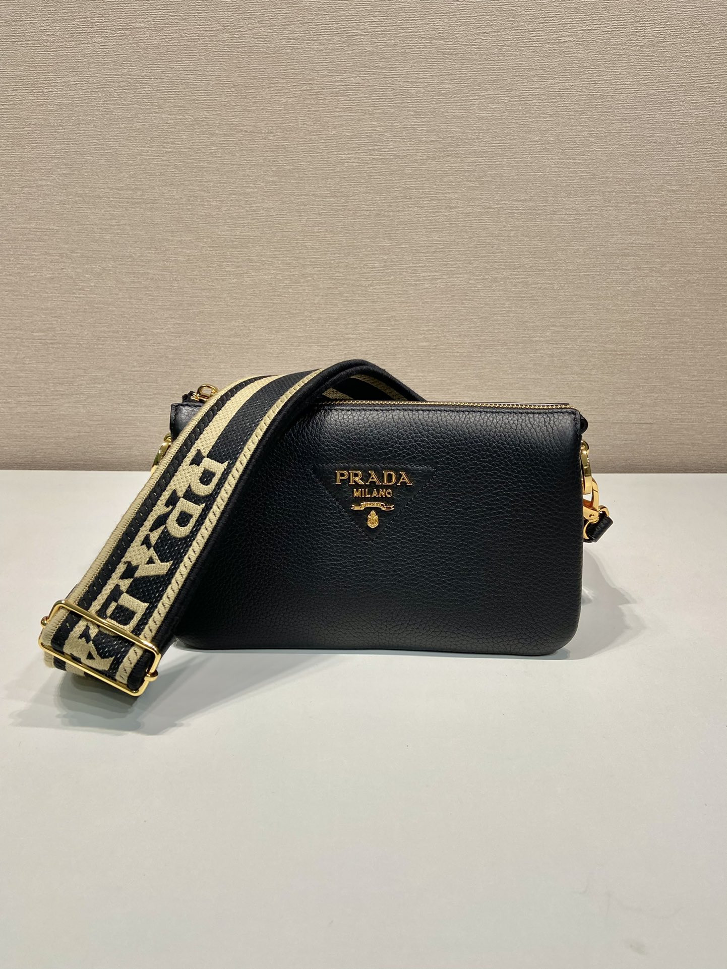 Pra*a leather shoulder bag-1bh194-25*14*6.5cm