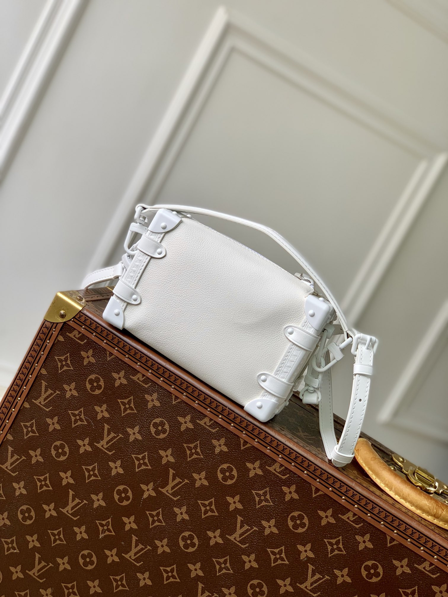 l0vis Vvtt0n side trunk -m46815-18×12.5×8cm