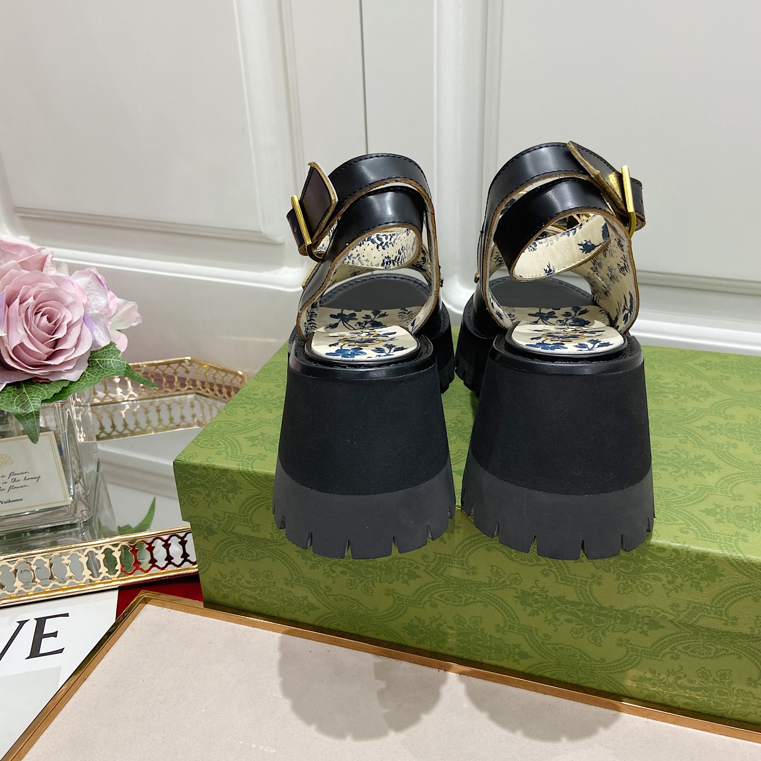 G*u*i sandals-6cm