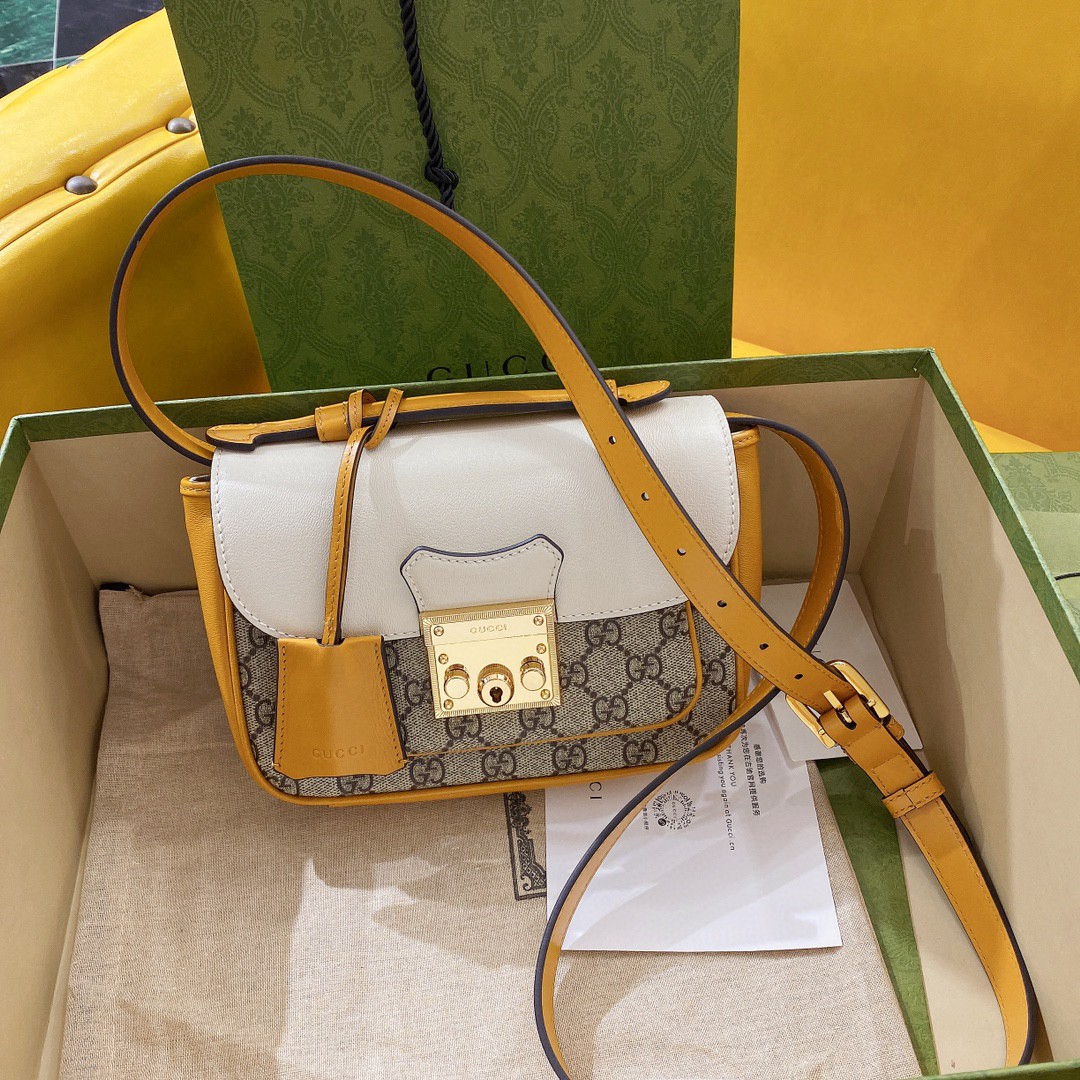 G*u*i padlock bag-21x14x5cm