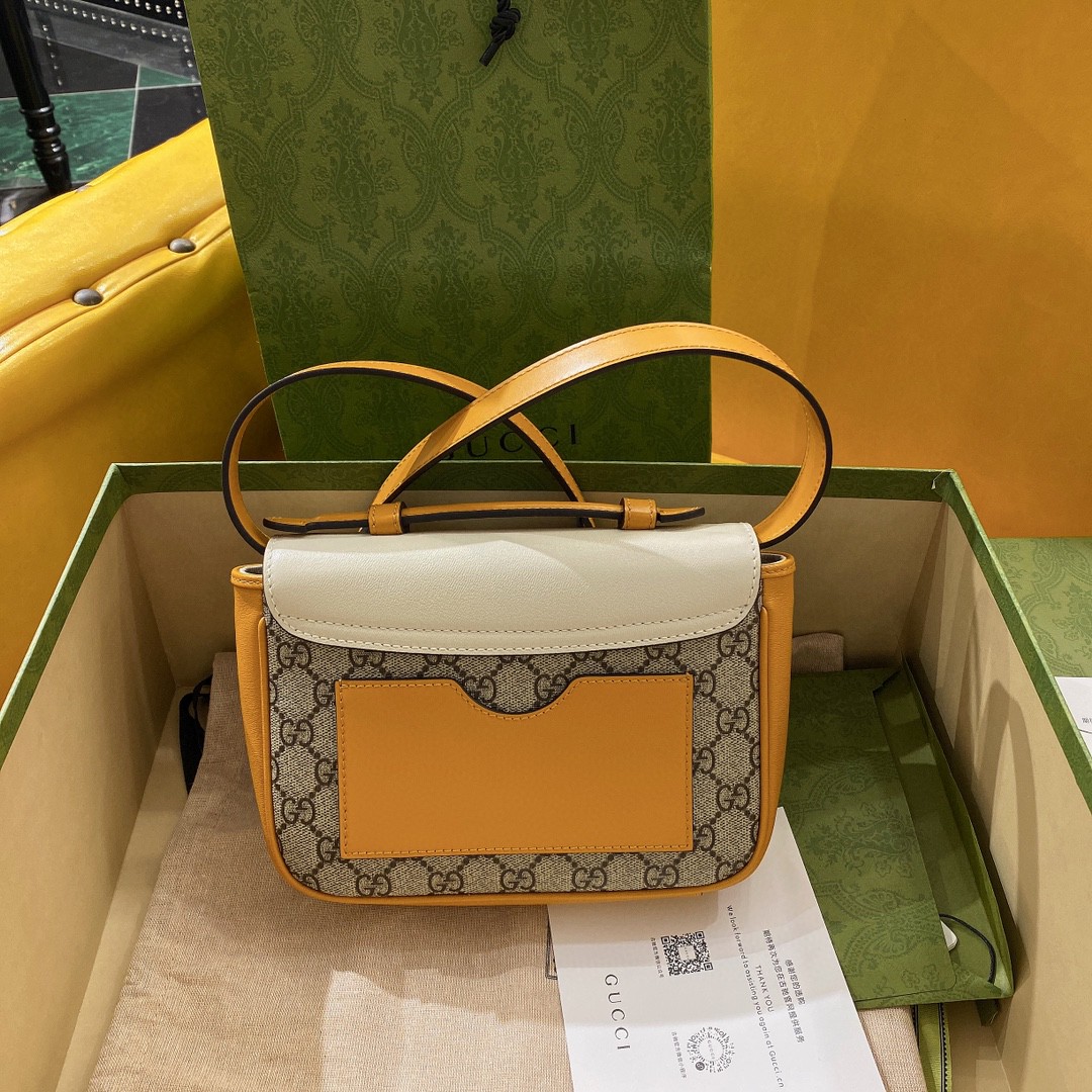 G*u*i padlock bag-21x14x5cm
