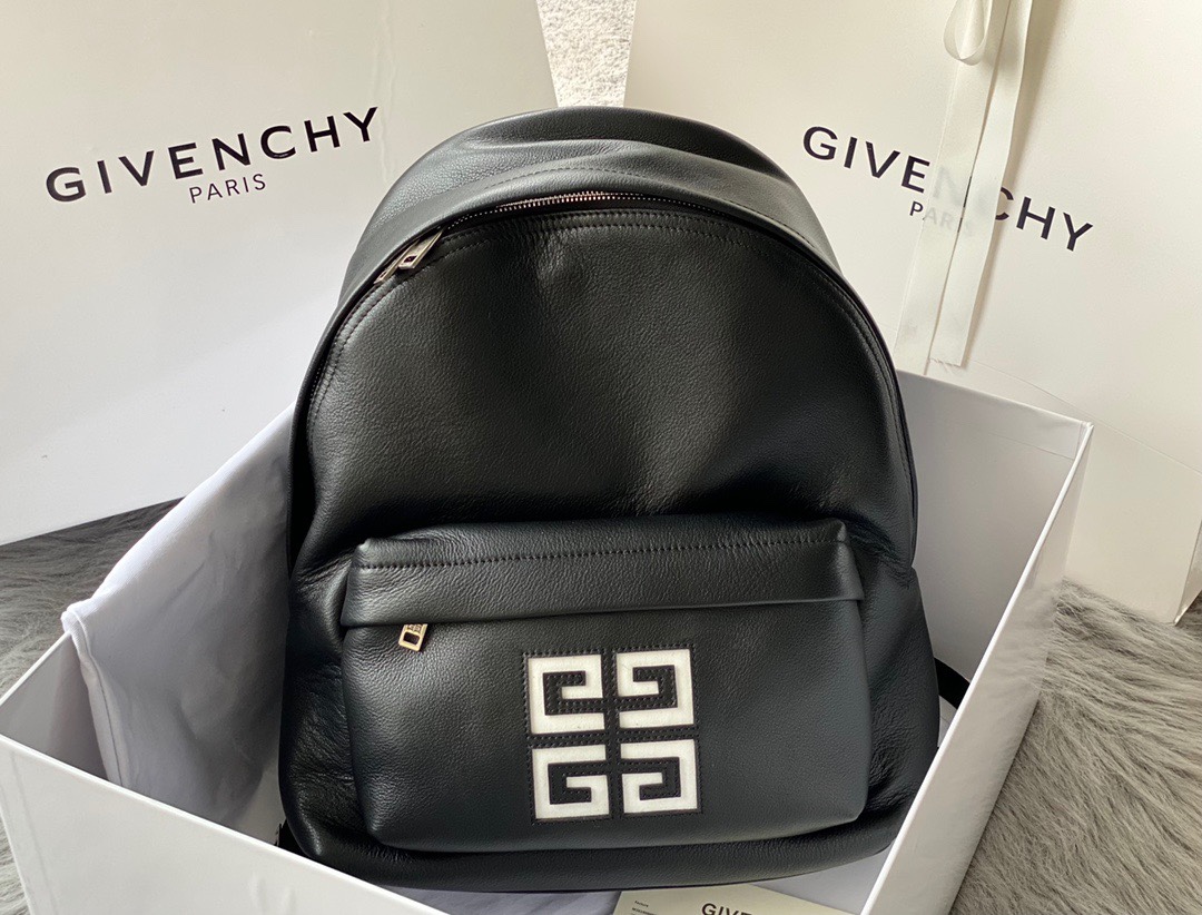 G1uenchy backpack-28x40x15cm