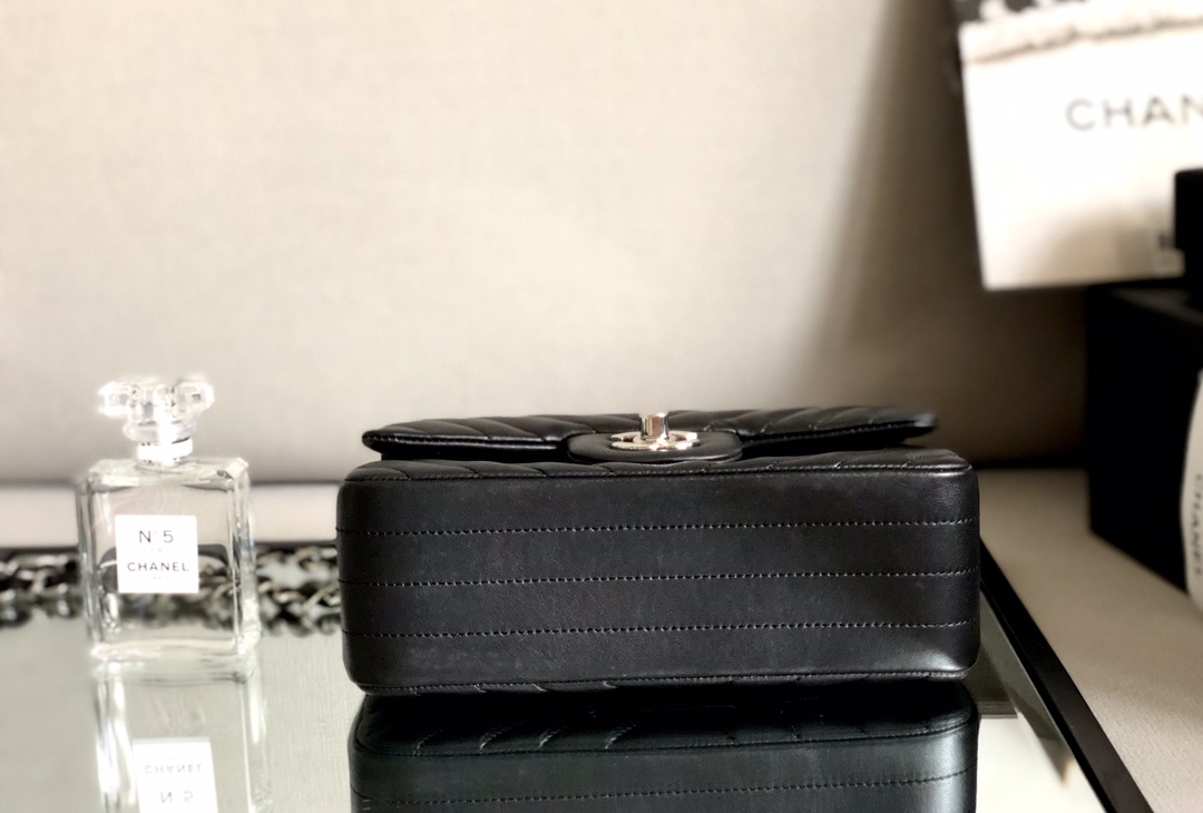 Ch@nel Flap Bag-Lambskin-Silver Hardware-20CM