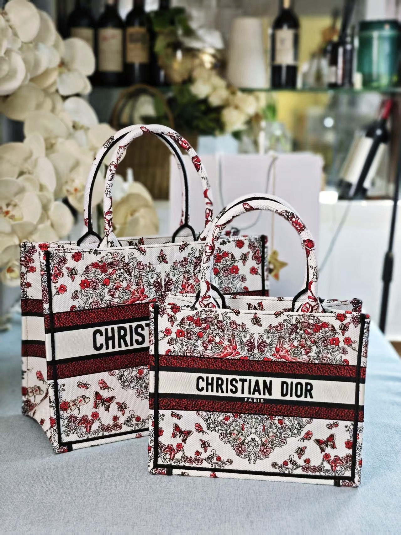 Diro Book Tote