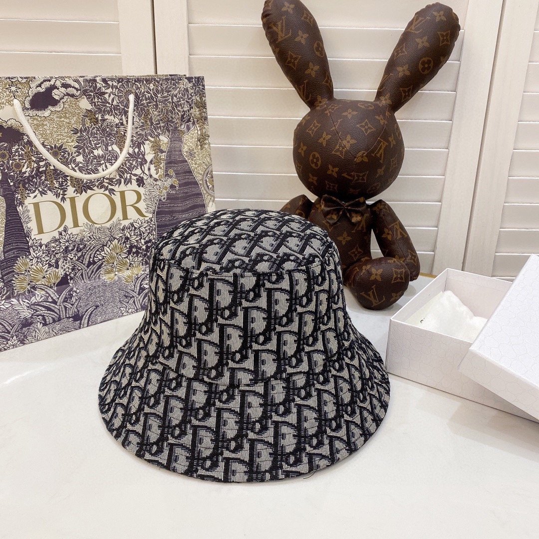 D*or hats