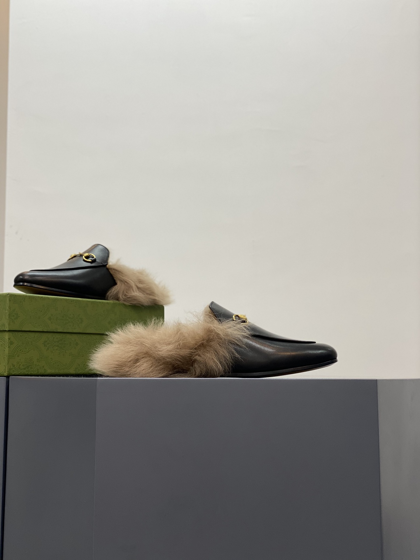 G*u*i loafers