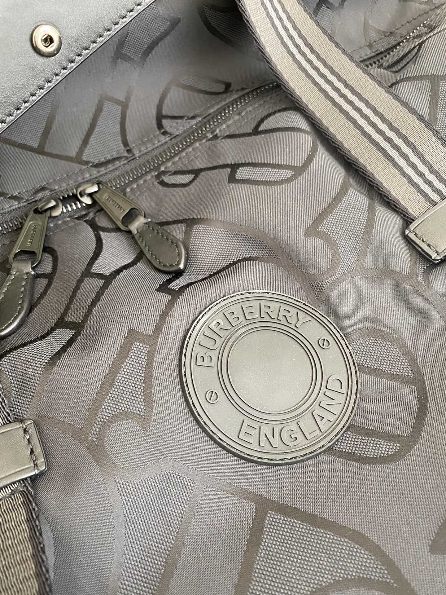 B**rry top handbags-50x19x29cm