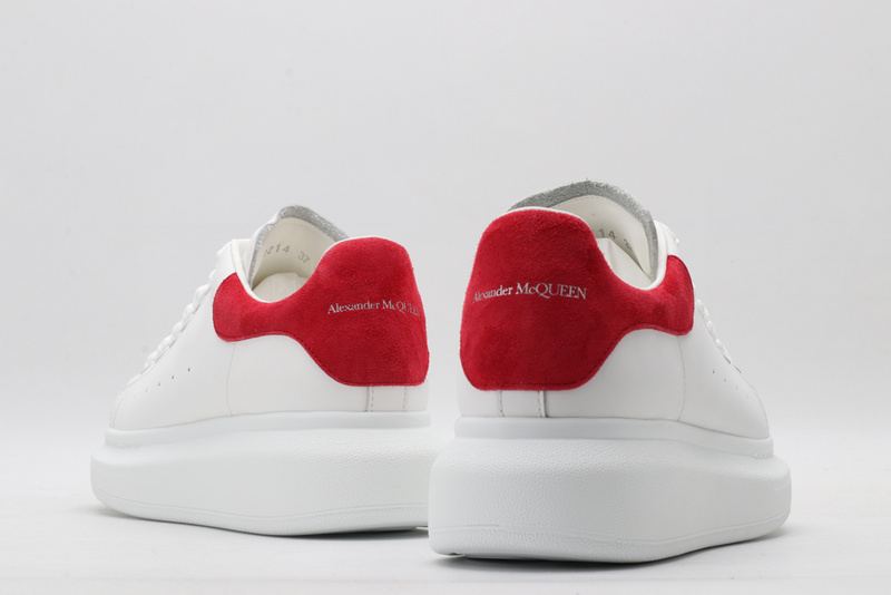 A1exa*der m*q*en sports shoes