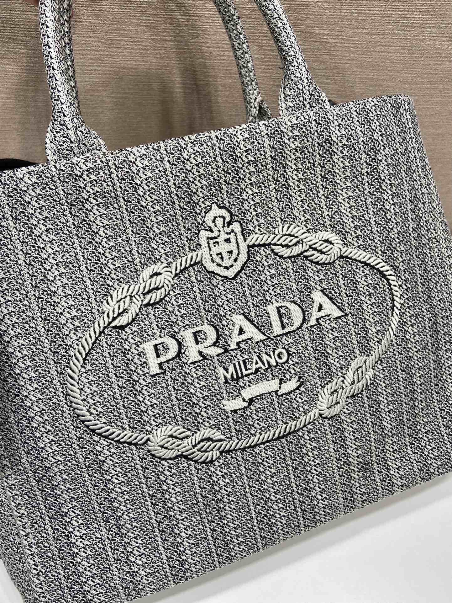 Pra*a 1ba342tote-27*18.5*10.5cm