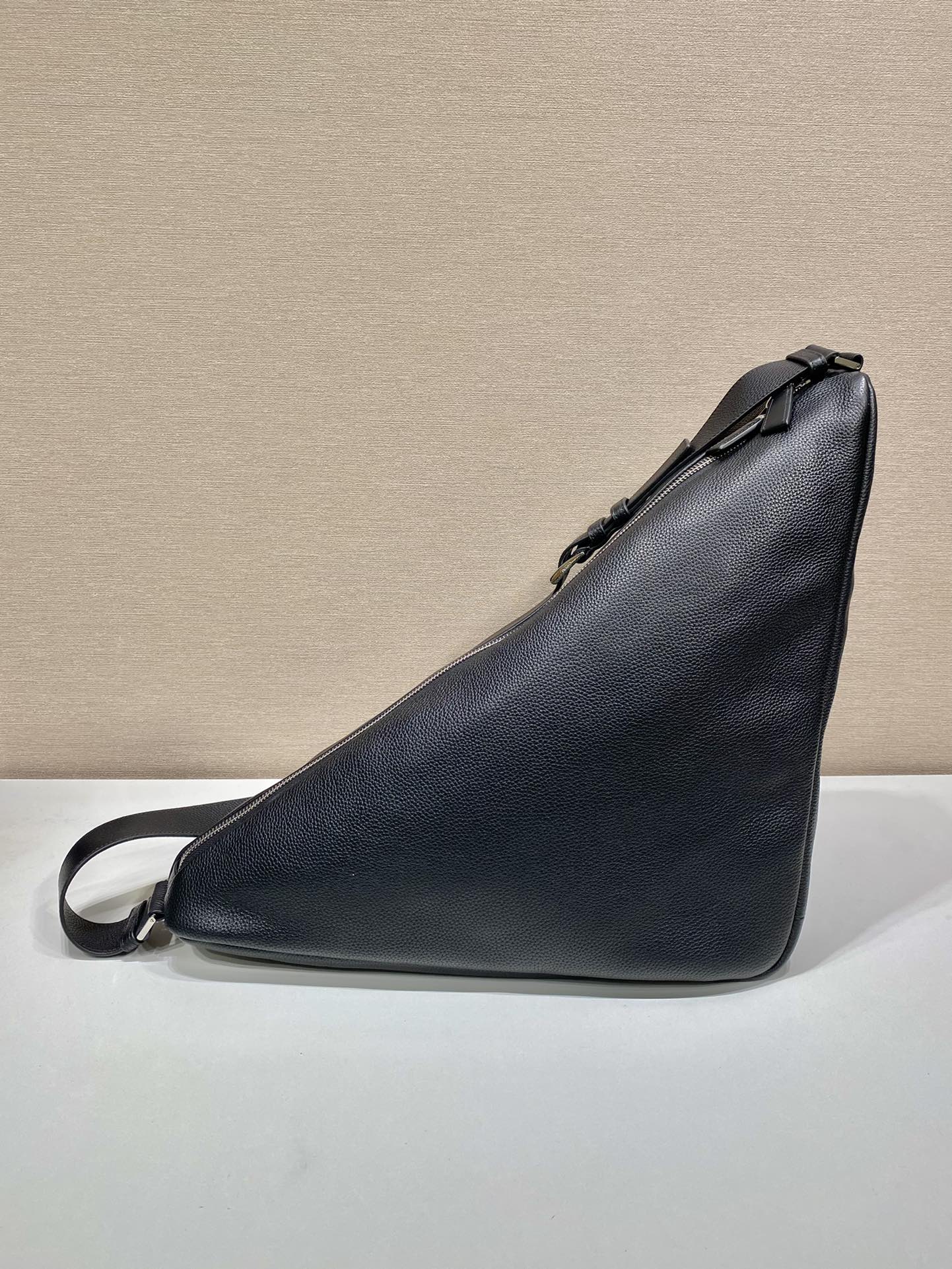 Pra*a 2vy007 handbags-22.5*31*28cm