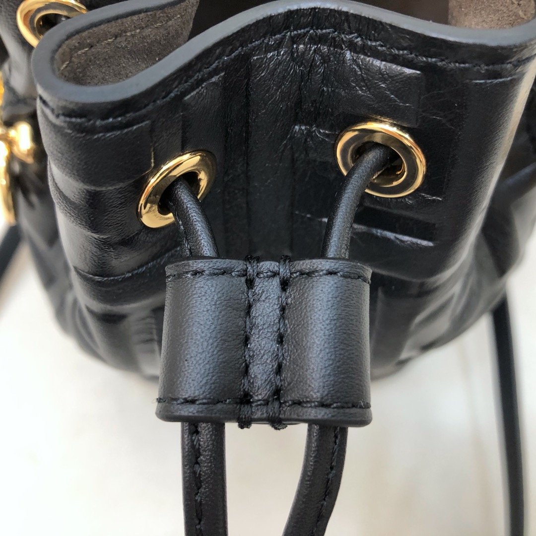 F**di mini mon tresor bag -12x18x10cm