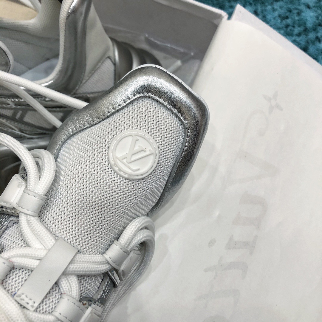 l0*is V*t0n archlight sneaker