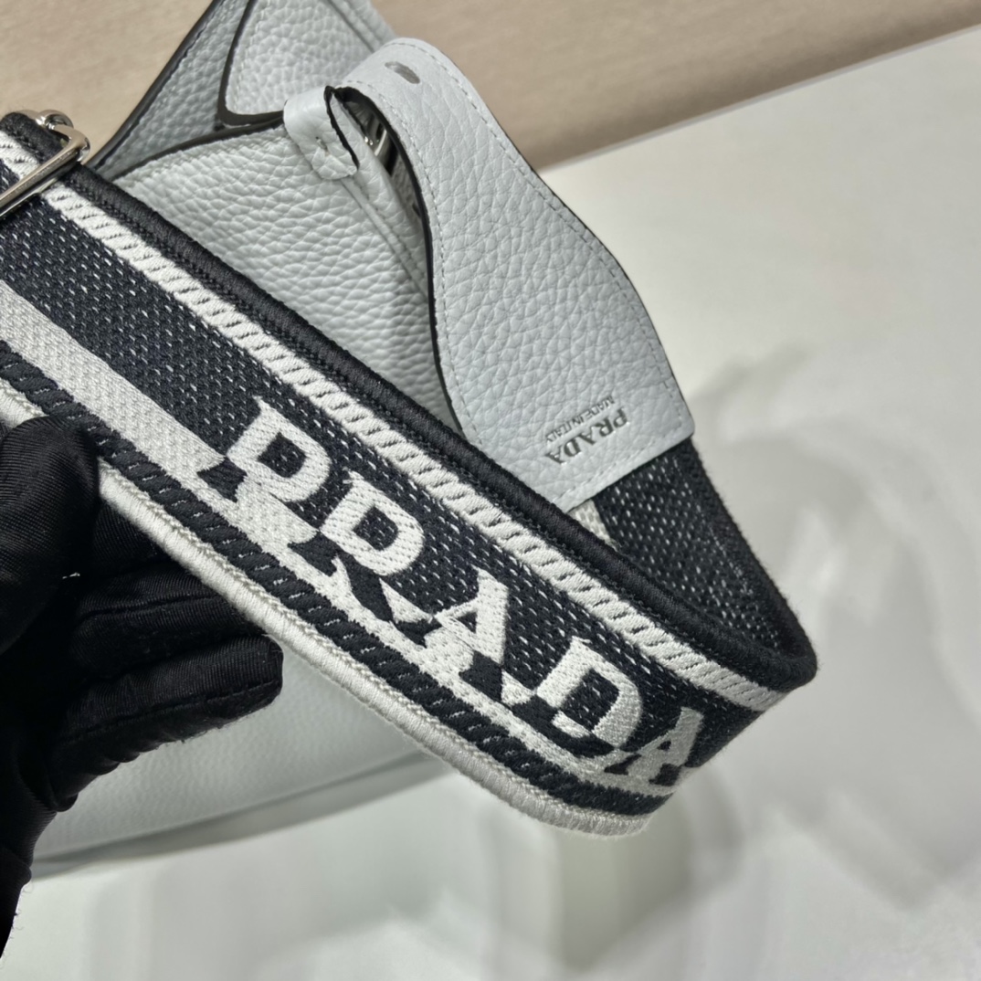 Pra*a 1bc7 tote-19*20*16&30*28*12cm